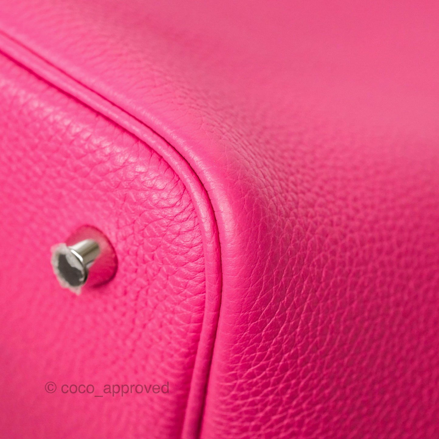 Hermès Picotin Lock 22 Rose Shocking 5R Taurillon Maurice Palladium Hardware