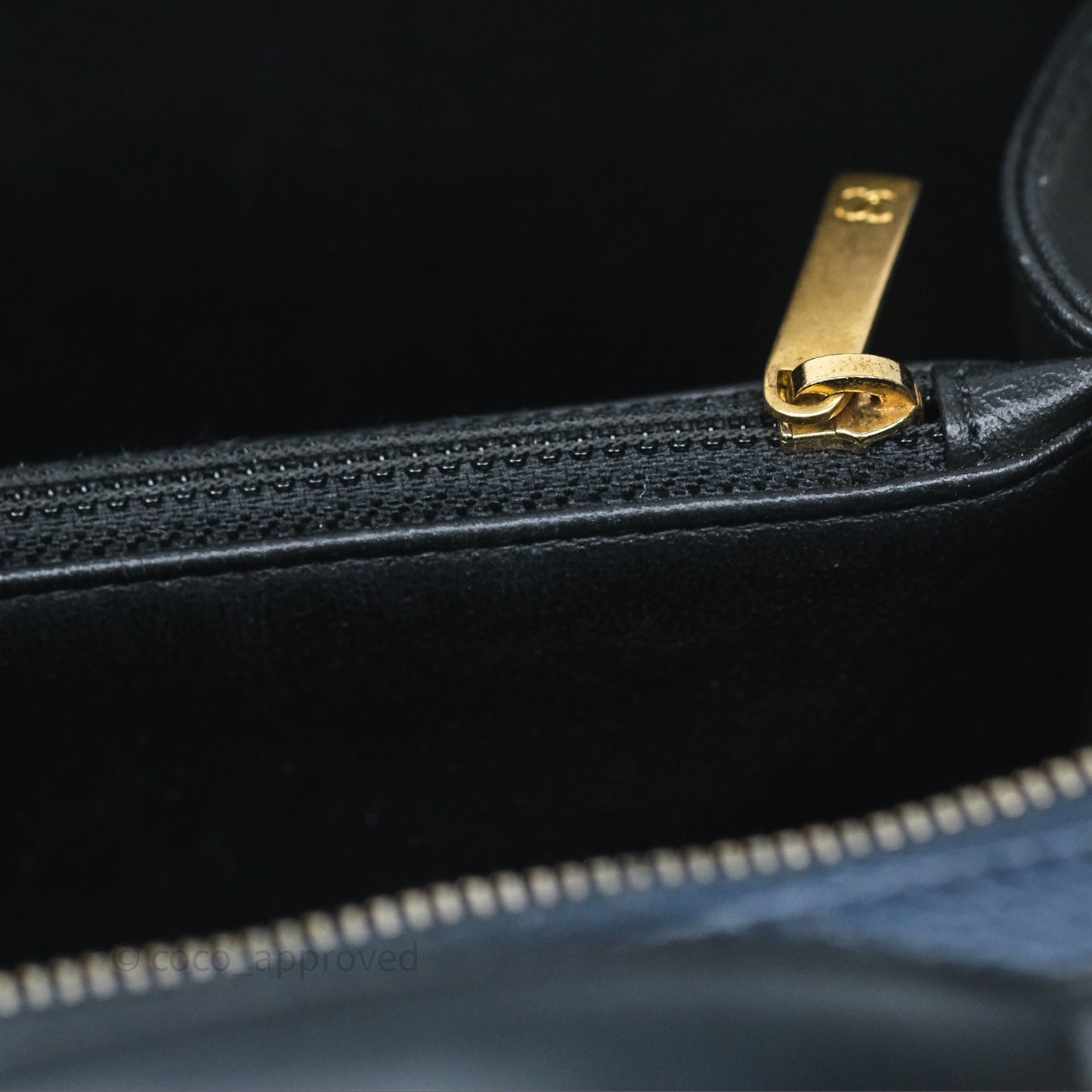 Chanel Quilted Medium CC Filigree Vanity Case Dark Navy Caviar Gold Hardware