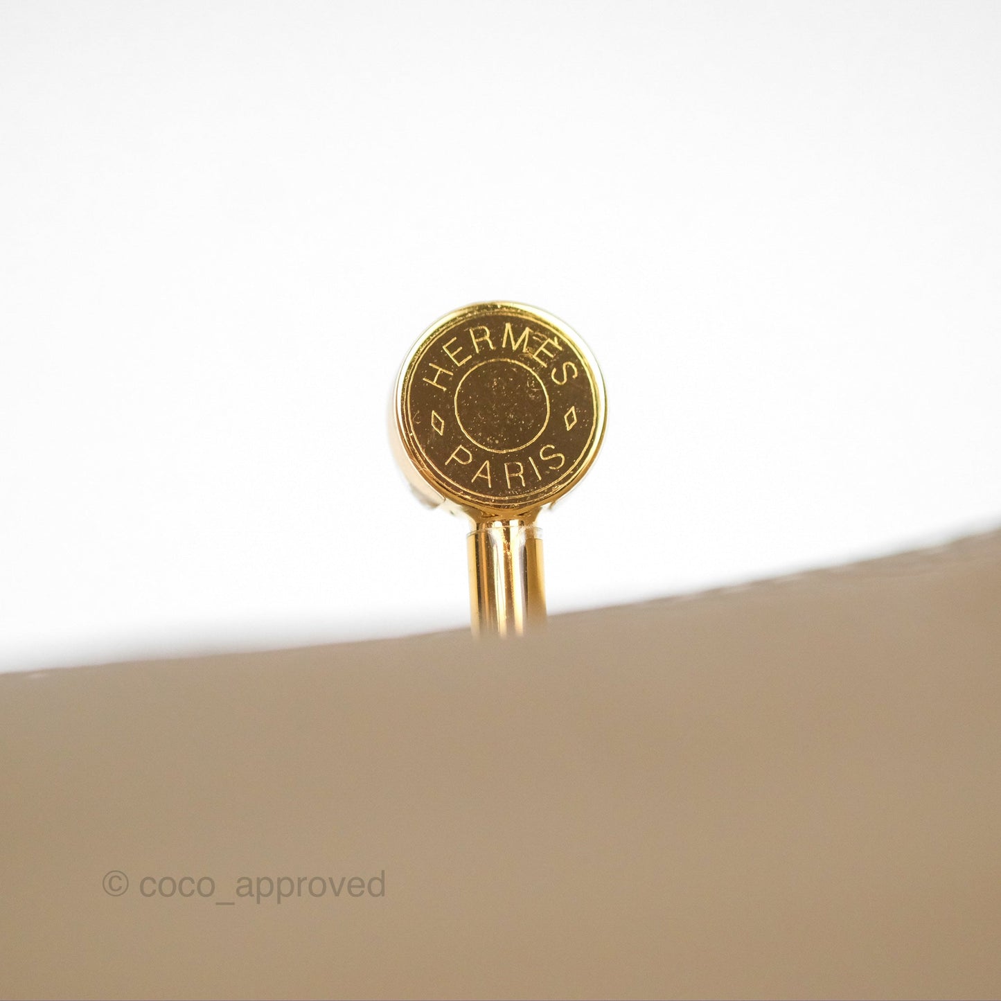 Hermès Lindy 26 Etoupe Clemence Gold Hardware