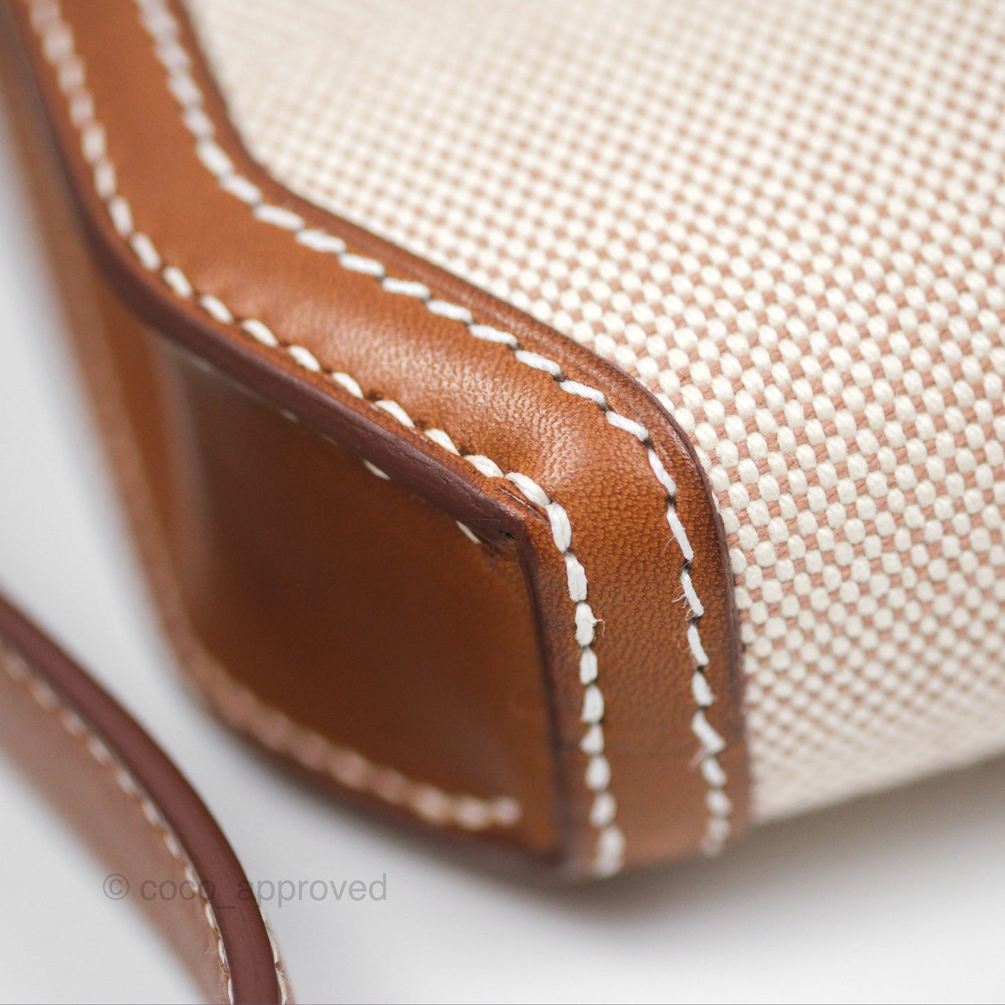 Hermès Kelly Depeches 25 Pouch Ecru-beige 14 Toile H/ Fauve 34 Barenia Gold Hardware