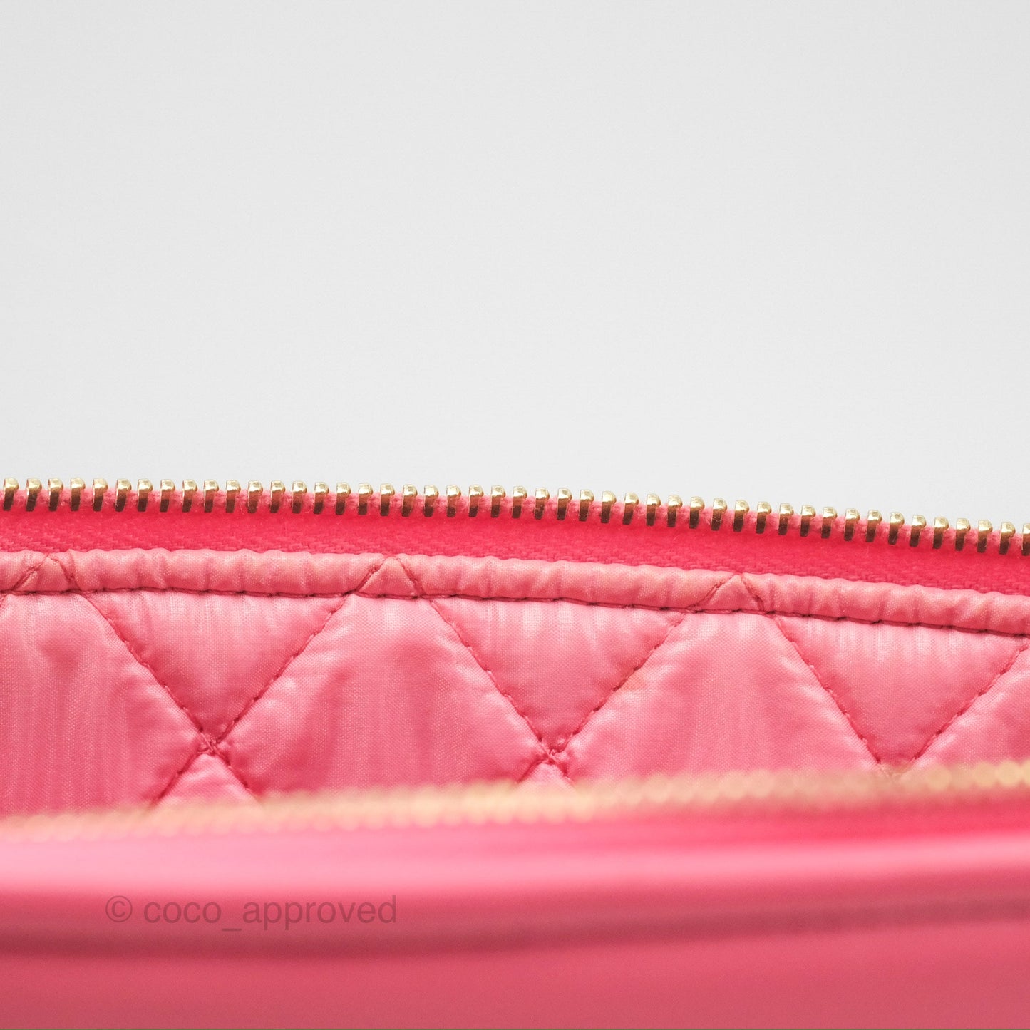 Chanel Cosmetic Case Clutch Patchwork Lambskin Gold Hardware