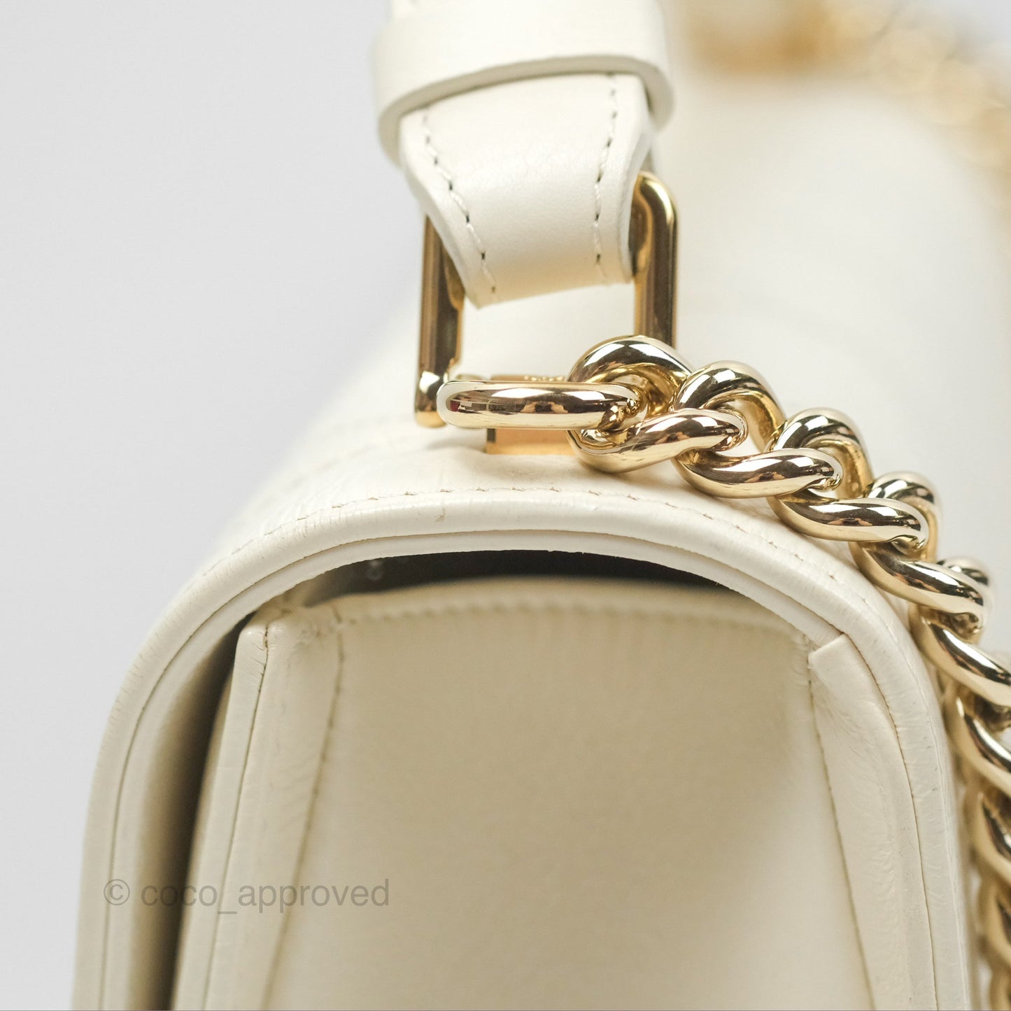 Chanel Quilted Label Click Flap Bag White Grained Calfskin Gold Hardware
