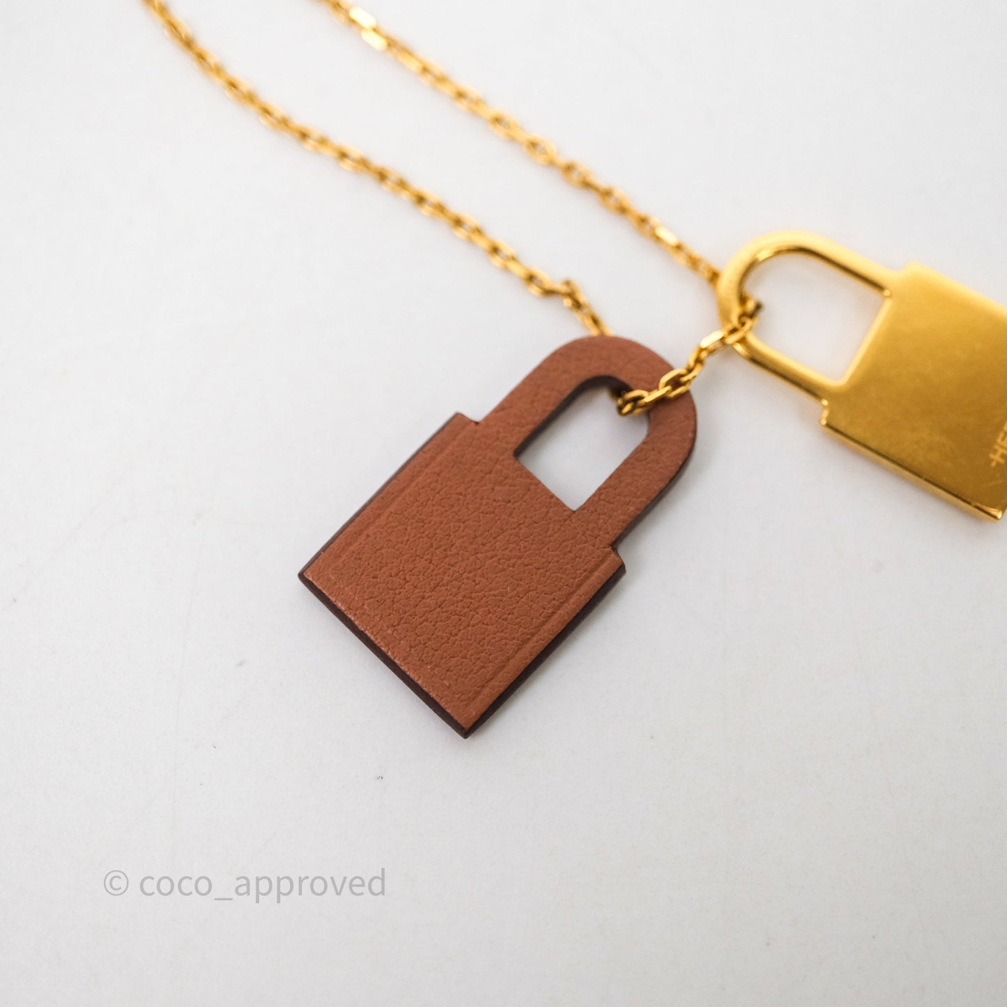 Hermès Small O'Kelly Pendant Gold Swift Gold
