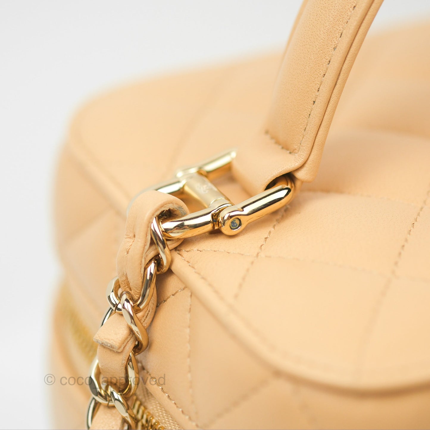 Chanel Small Quilted Top Handle Vanity Case Beige Lambskin Gold Hardware