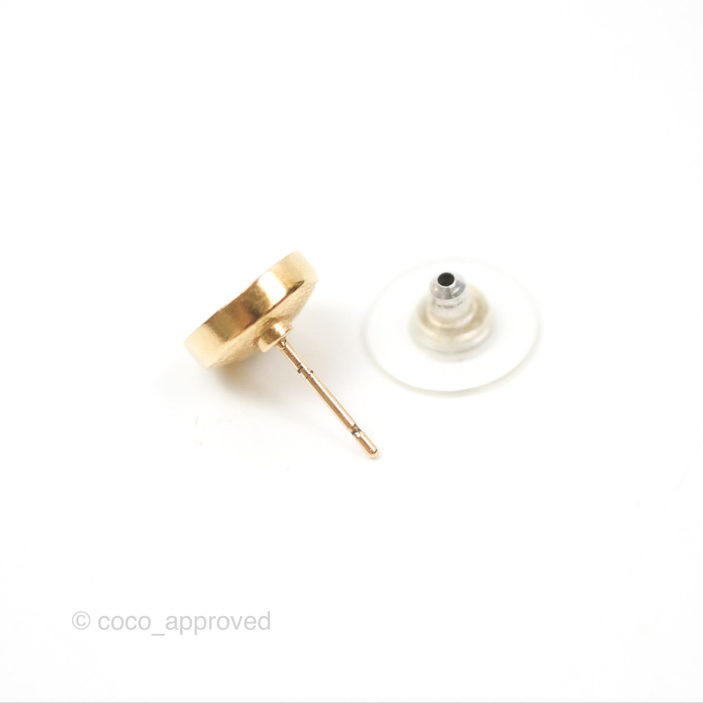 Chanel Round CC Black Earrings Gold Tone 17A
