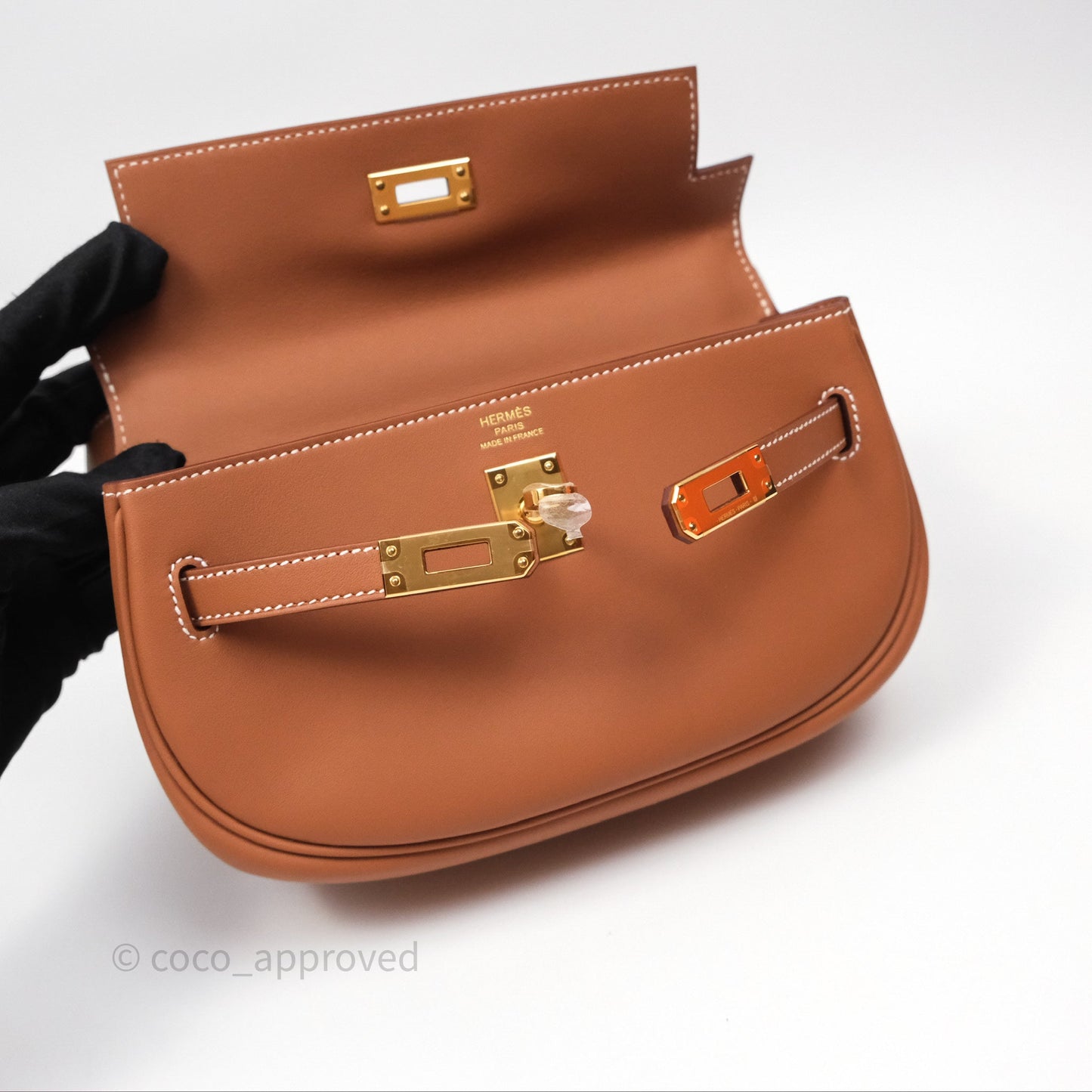 Hermès Kelly Moove Gold 37 Swift Gold Hardware