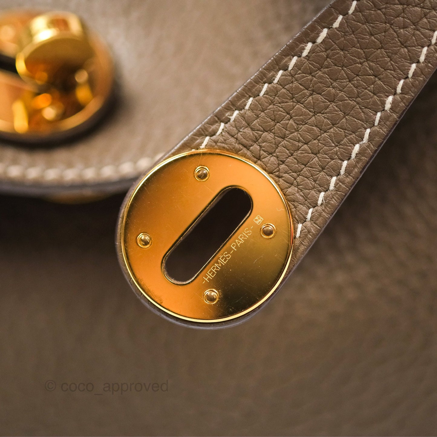Hermès Lindy 26 Etoupe 18 Taurillion Clemence Gold Hardware