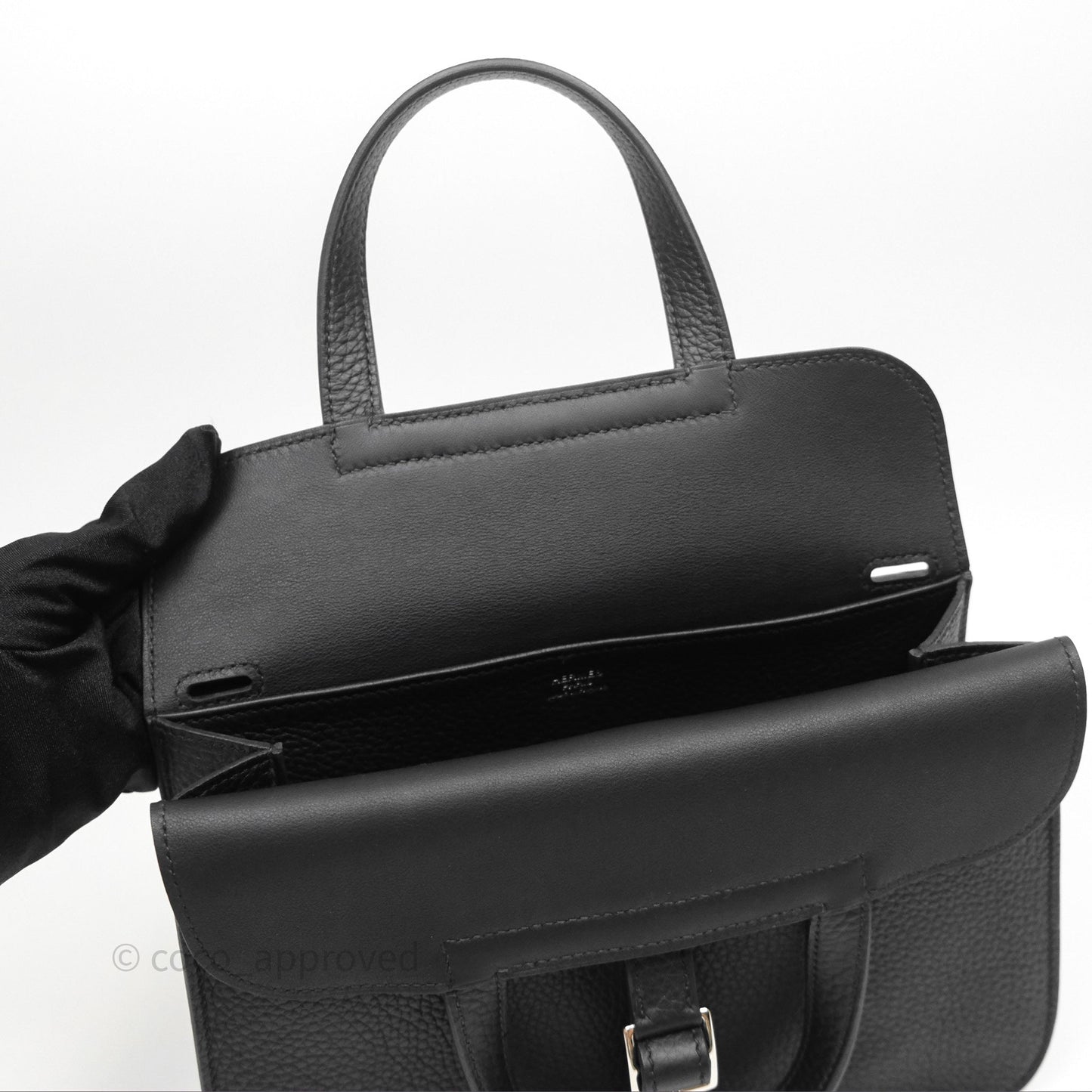 Hermès Halzan 25 Black Noir 89 Clemence Palladium Hardware