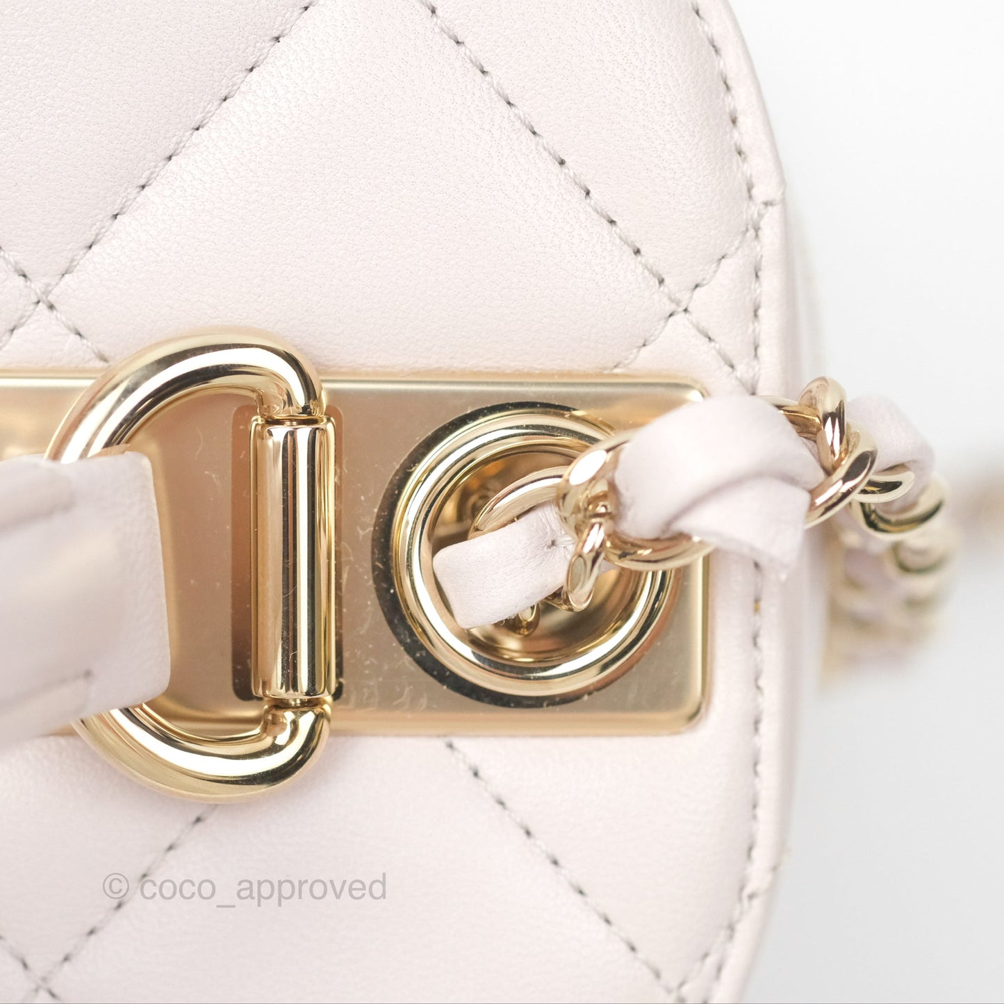 Chanel Small Quilted Top Handle Vanity Case Light Lilac Lambskin Gold Hardware