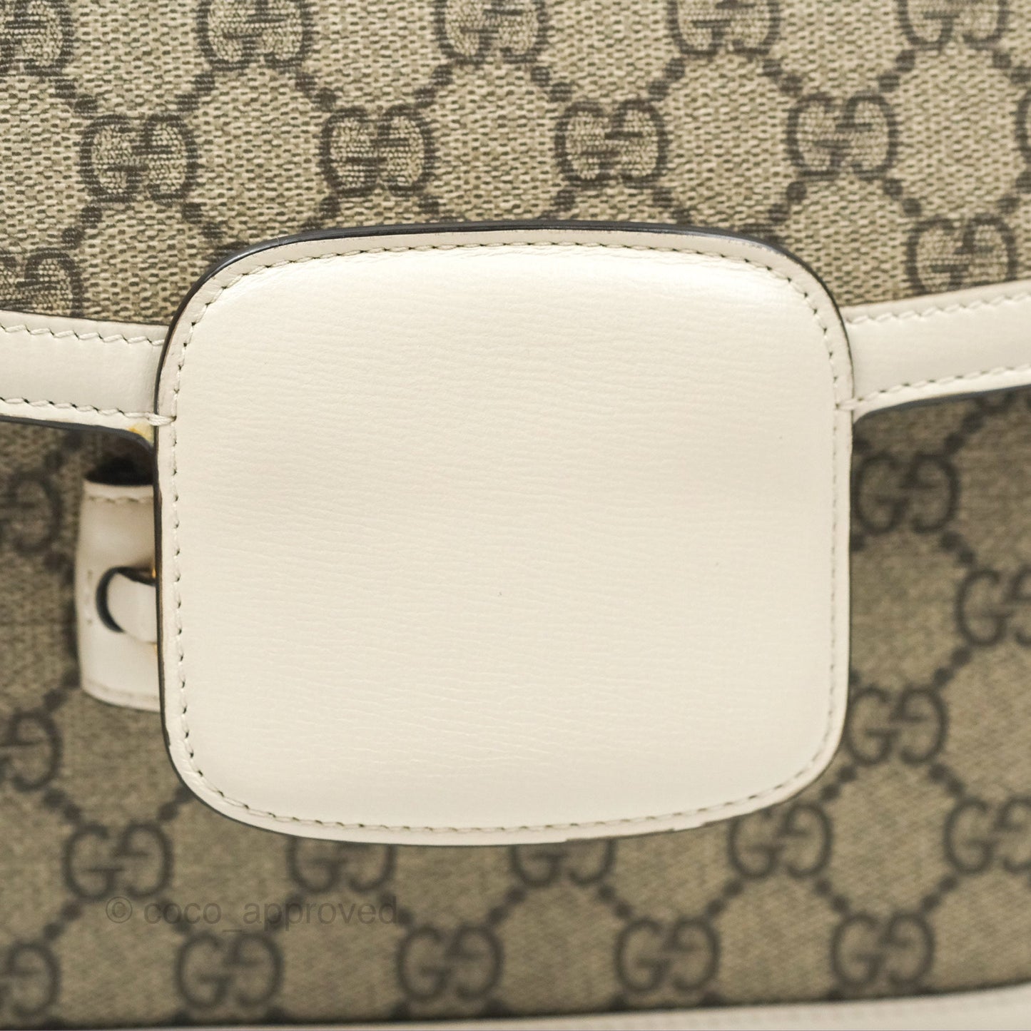 Gucci Horsebit 1955 GG Supreme Canvas White Shoulder Bag Gold Hardware