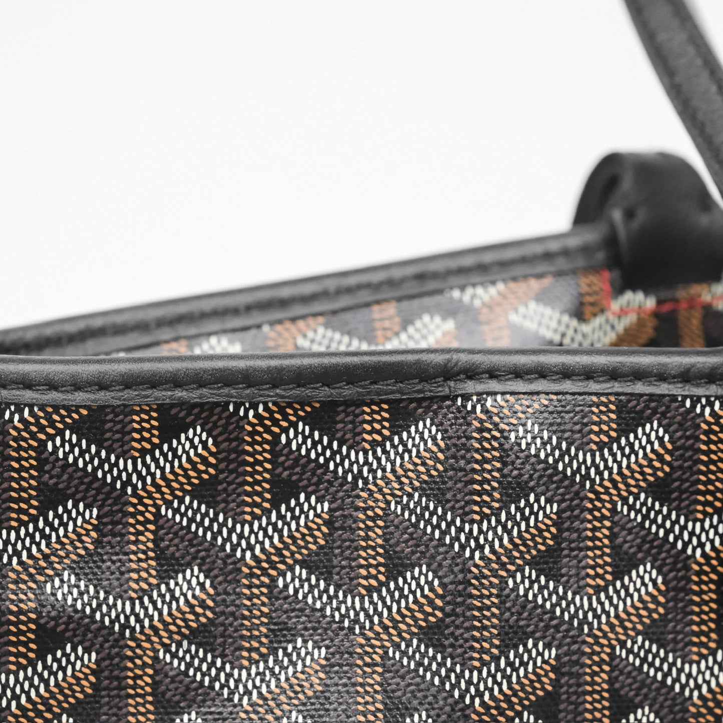 Goyard Artois Tote PM⁣⁣⁣⁣⁣⁣⁣⁣⁣⁣⁣⁣⁣⁣⁣⁣⁣⁣⁣⁣ Goyardine Canvas Black