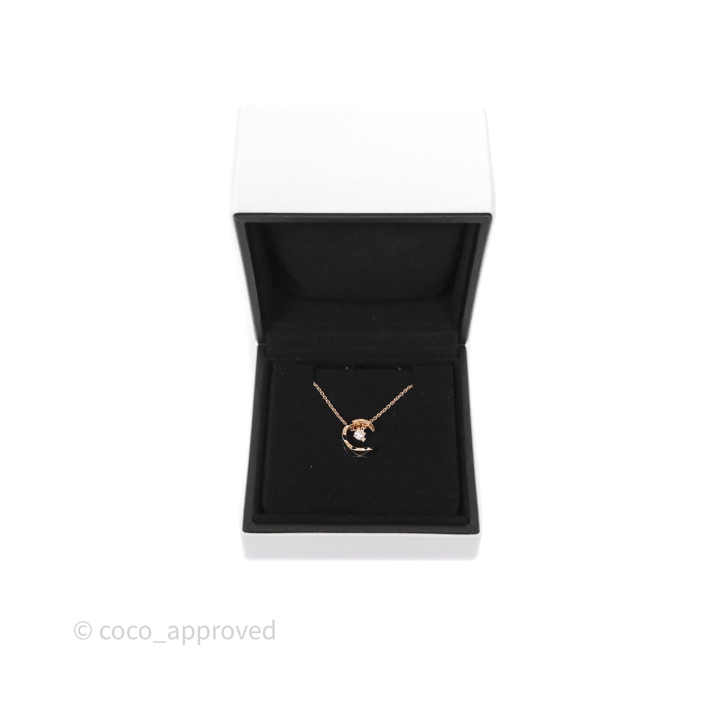 Chanel Coco Necklace Diamonds Beige Gold