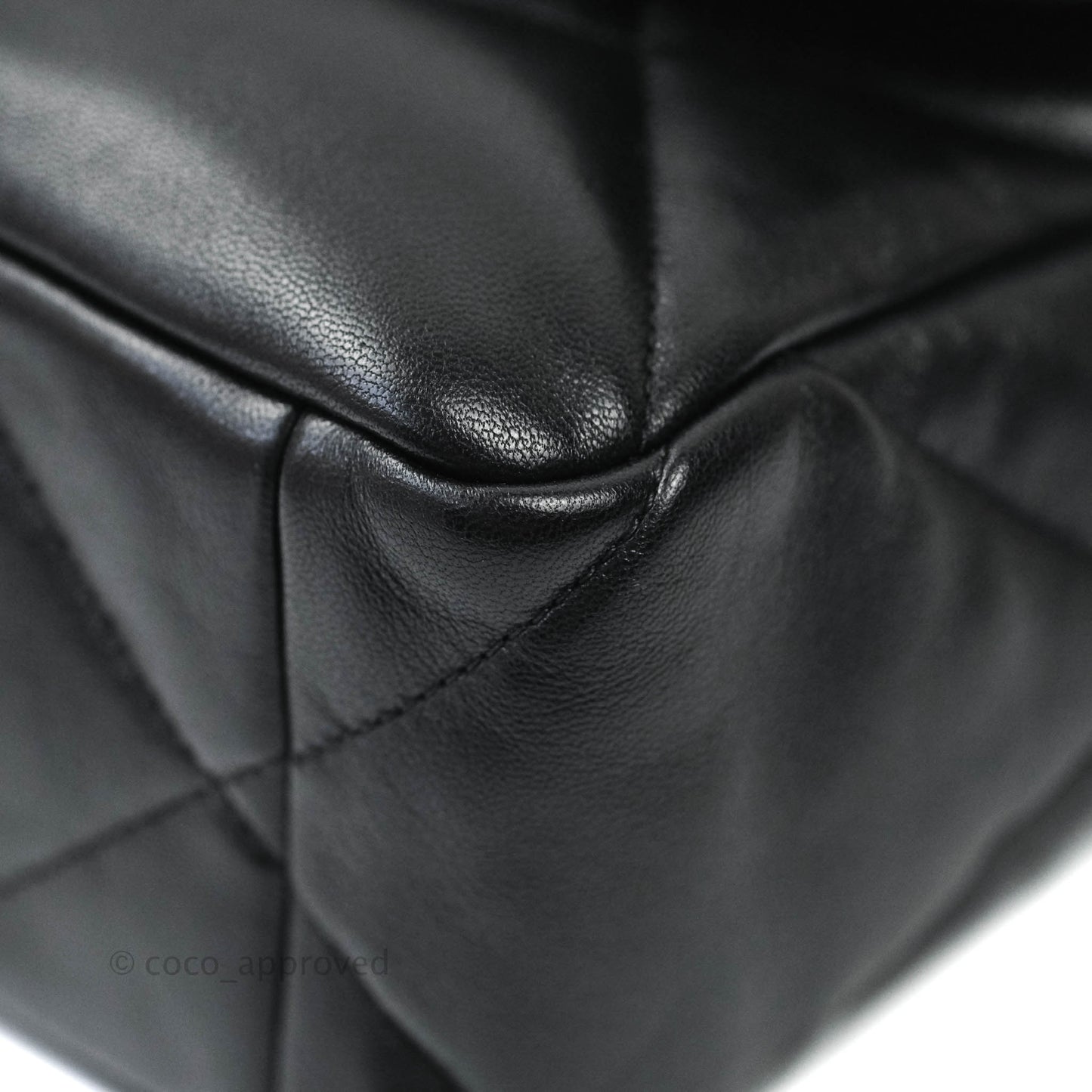 Chanel 19 Medium Black Mixed Hardware Goatskin