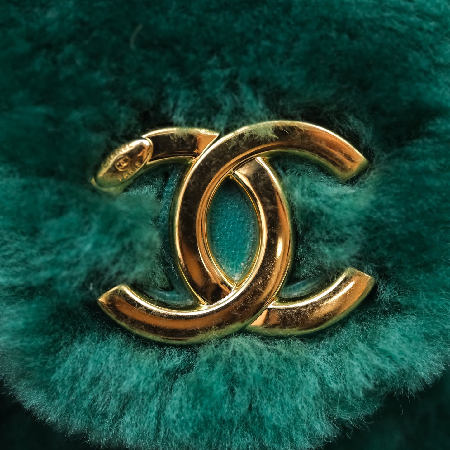 Chanel Small Vanity Case Green Shearling Aged Gold Hardware 22A