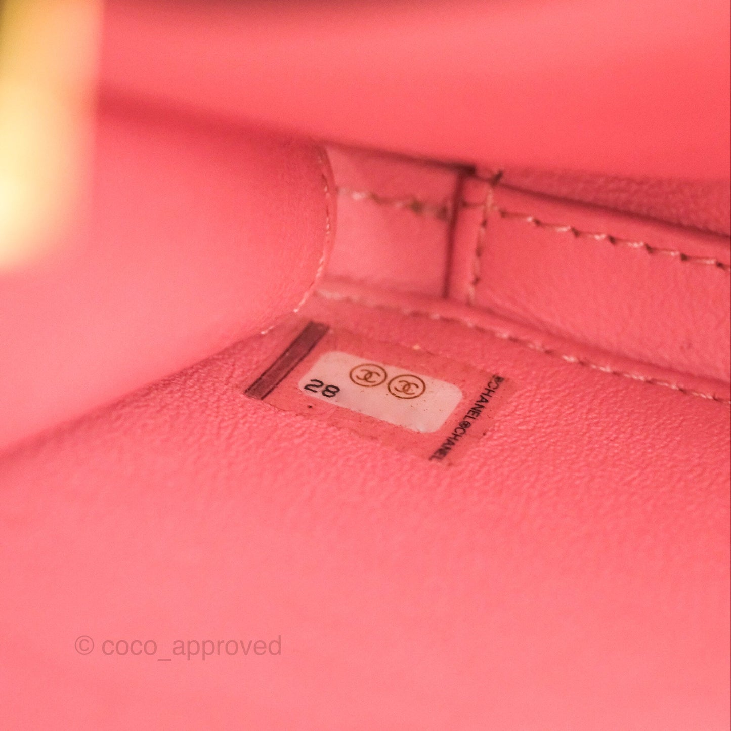 Chanel Quilted Medium CC Filigree Vanity Case Pink Caviar Gold Hardware