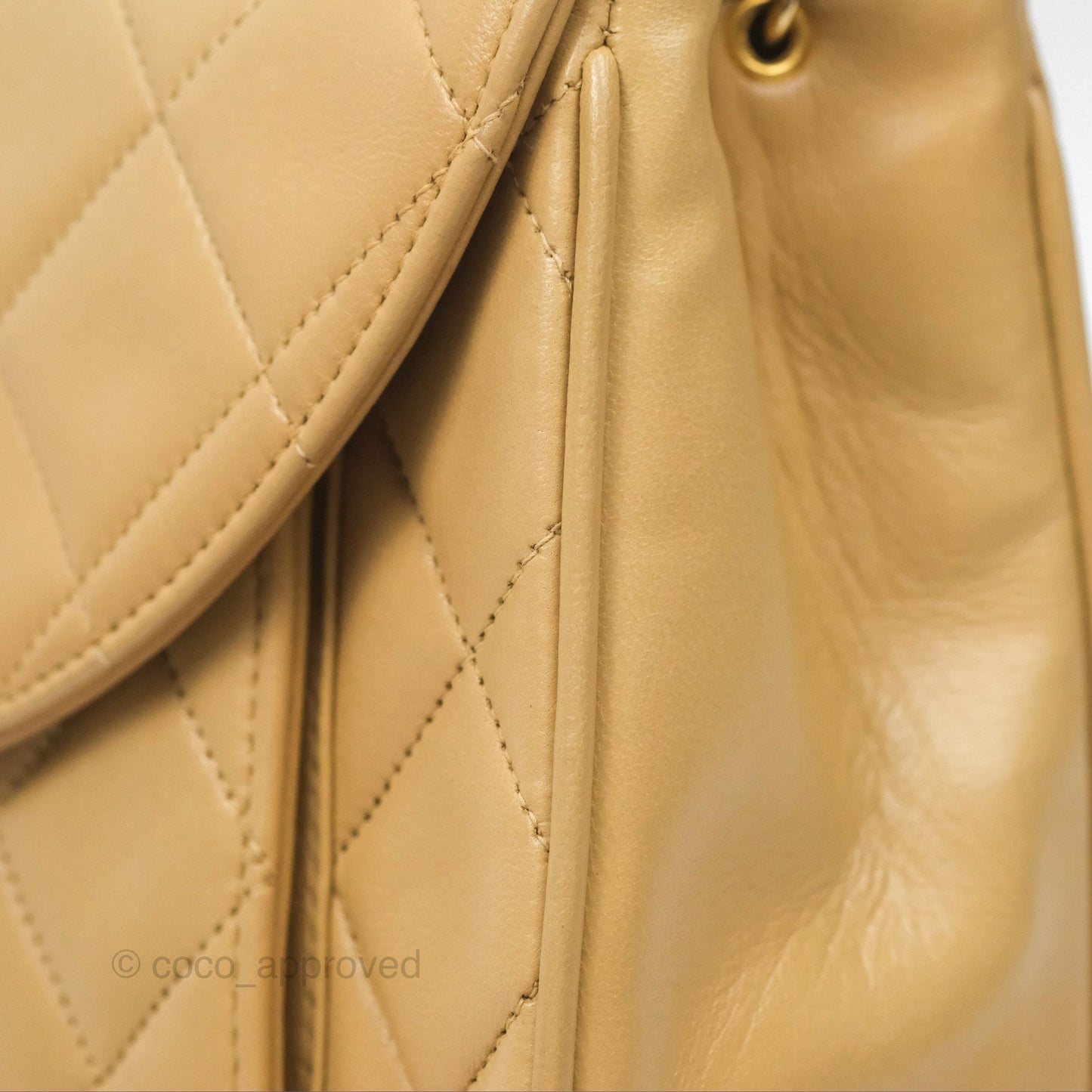 Chanel Vintage Flap Bag Beige Lambskin Gold Hardware
