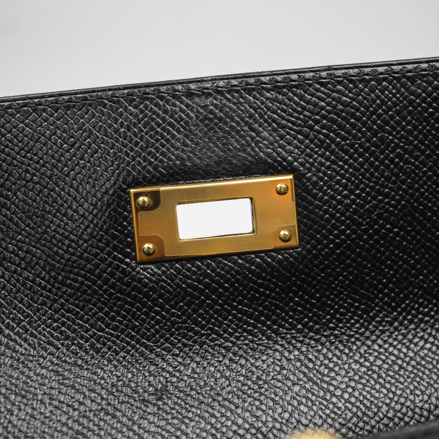 Hermès Kelly 28 Sellier Black Noir 89 Epsom Gold Hardware