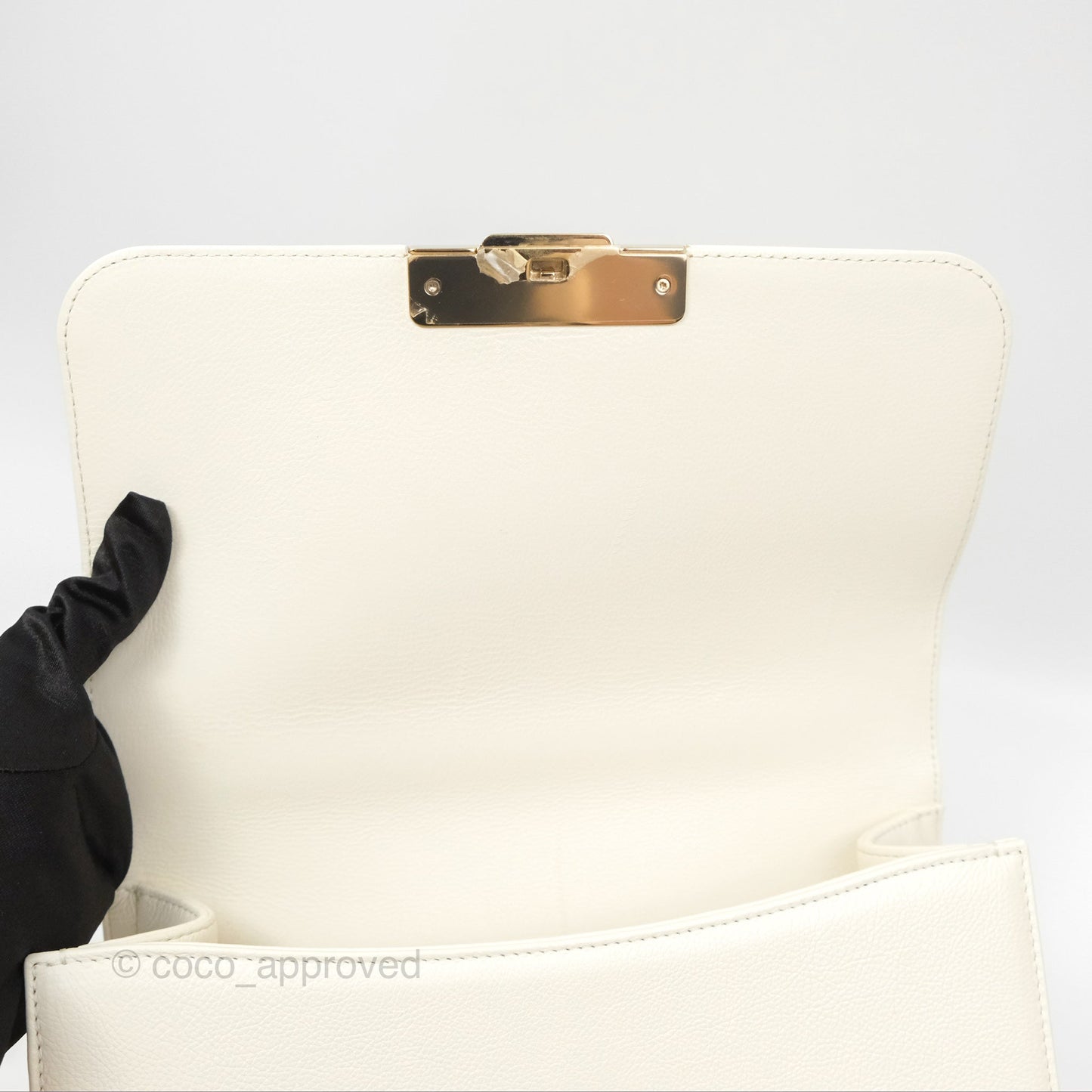 Chanel Quilted Label Click Flap Bag White Grained Calfskin Gold Hardware