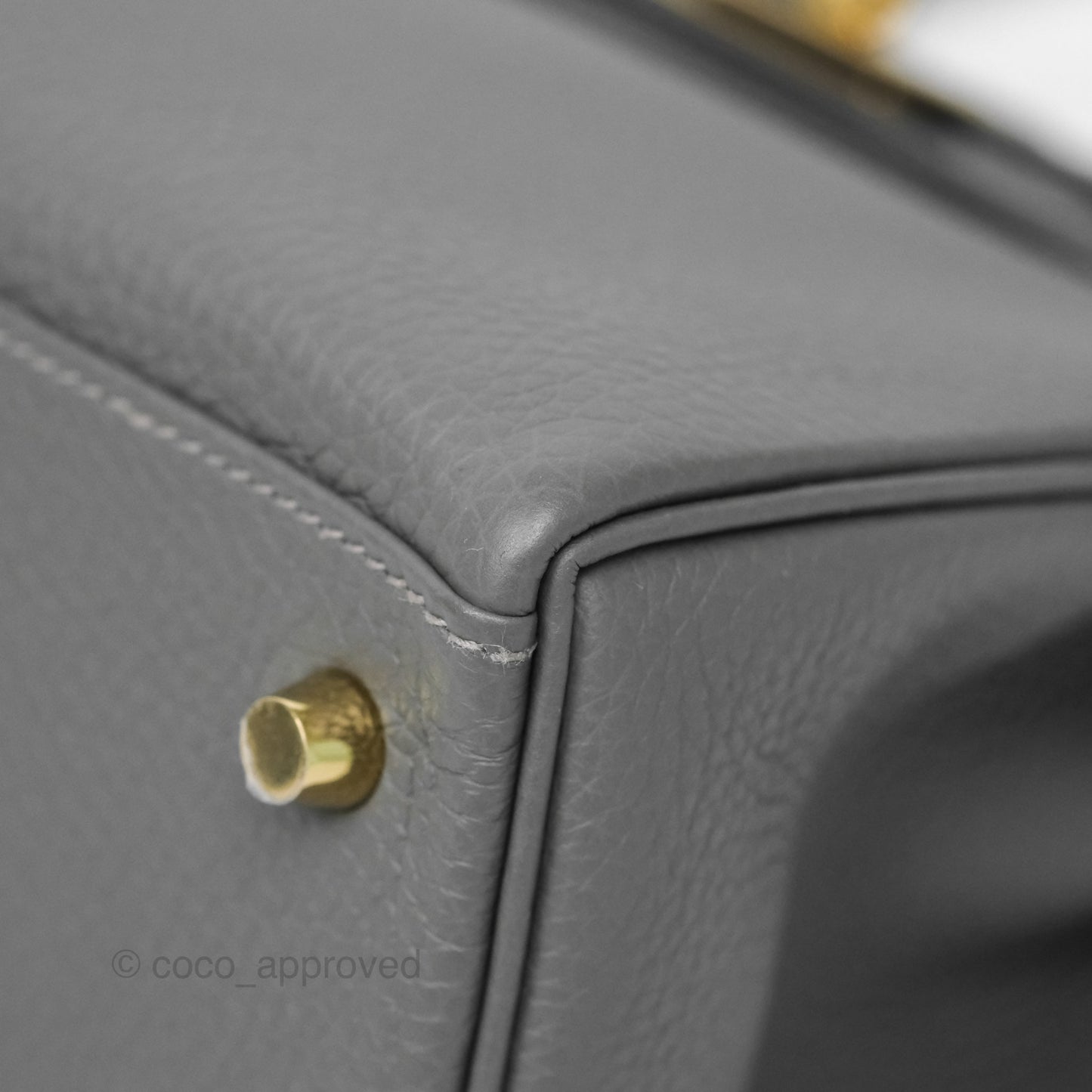 Hermès Kelly 28 Retourne Gris Meyer 0L Clemence Gold Hardware