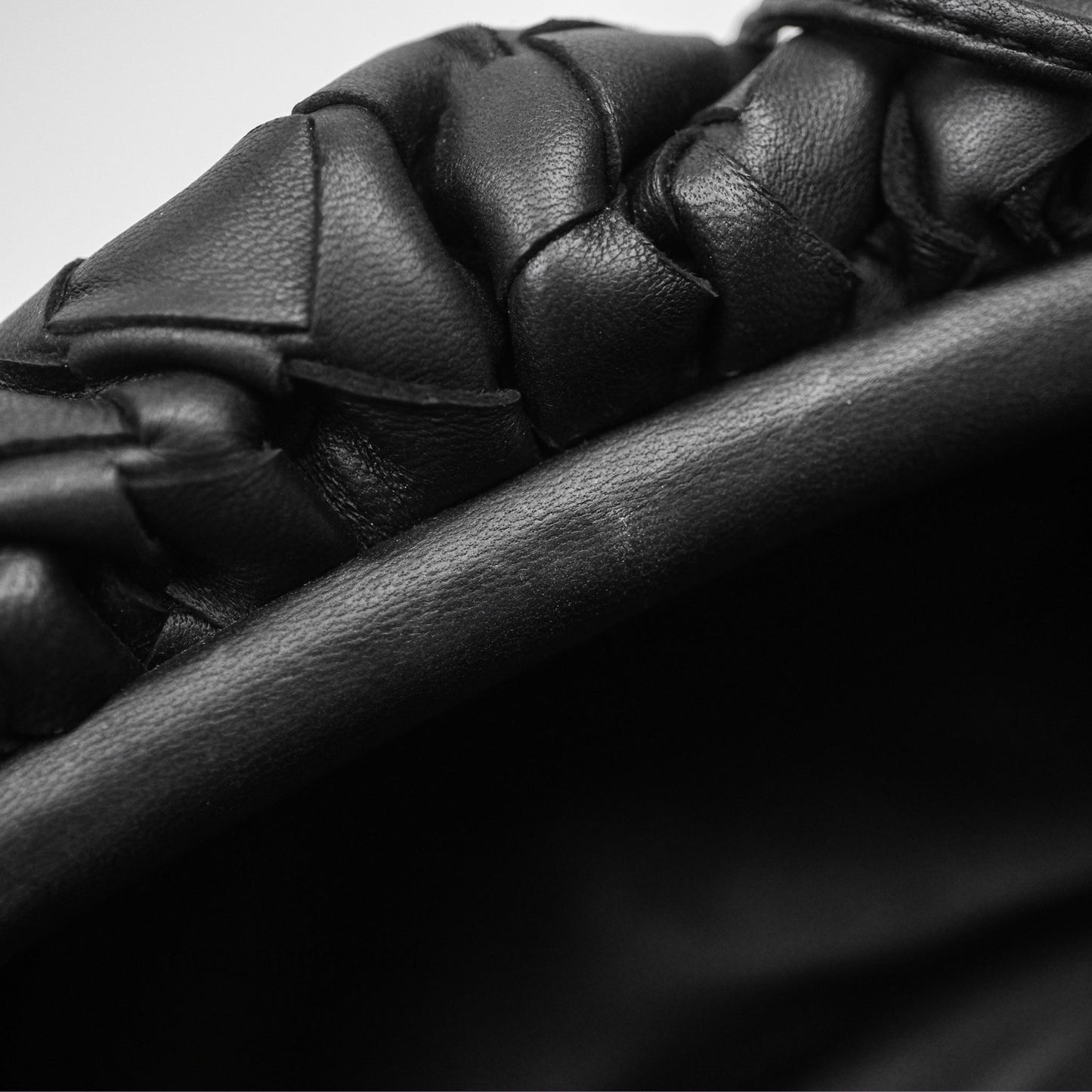 Bottega Veneta Mini Pouch Black Intrecciato Calfskin