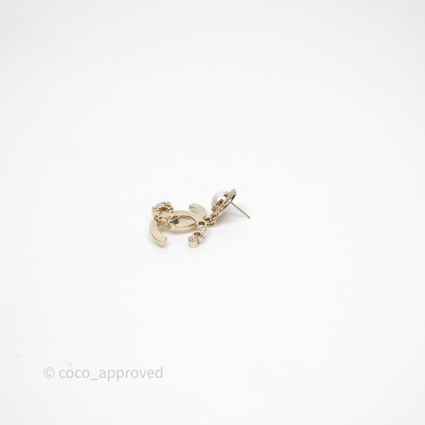 Chanel CC Coco Round Pearl Drop Earrings Gold Tone 22P