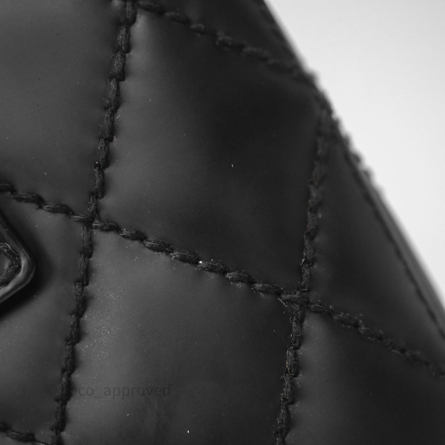 Chanel Vintage Quilted CC Tote Bag Matte Black Calfskin Gold Hardware