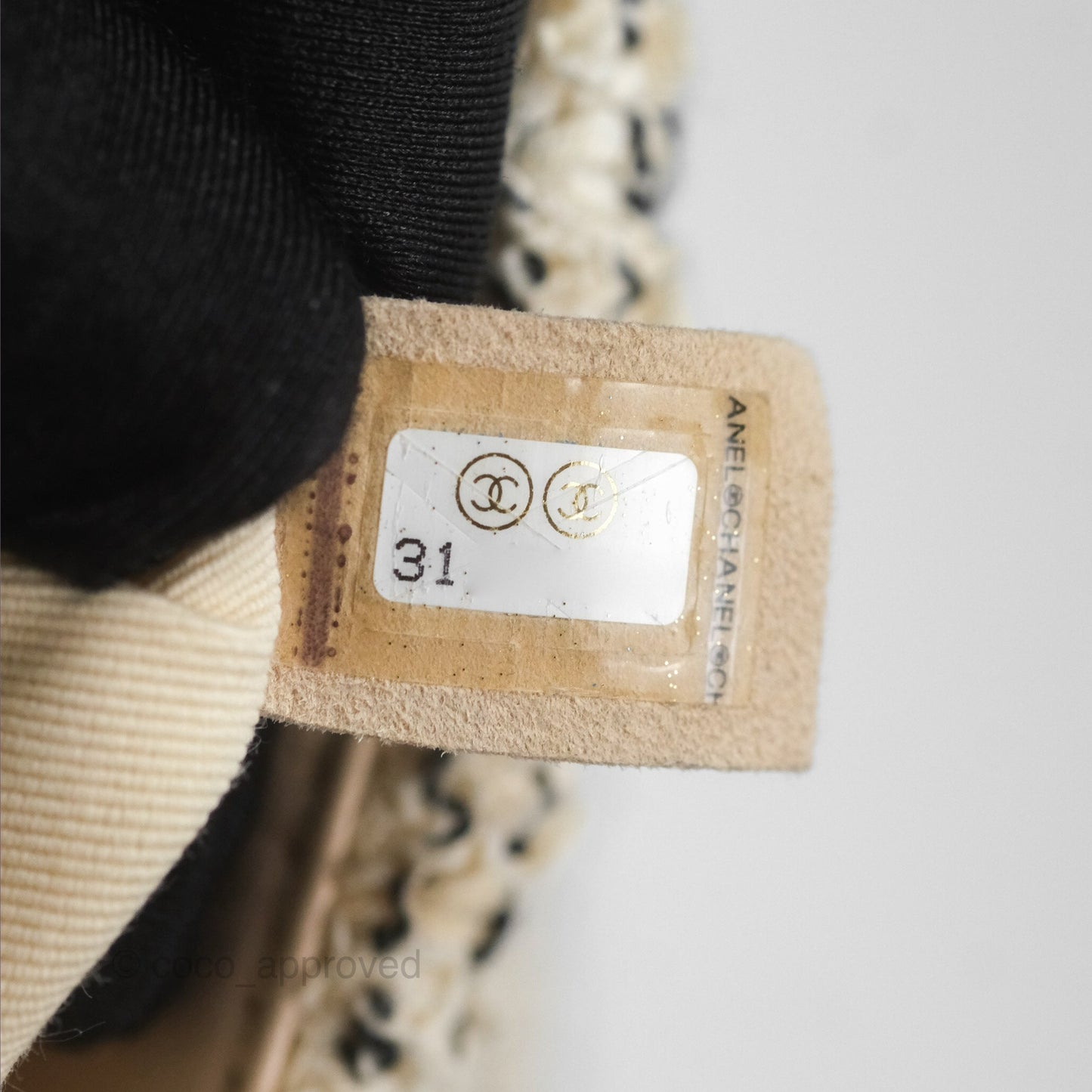 Chanel 19 Small Tweed Oreo Cream Mixed Hardware
