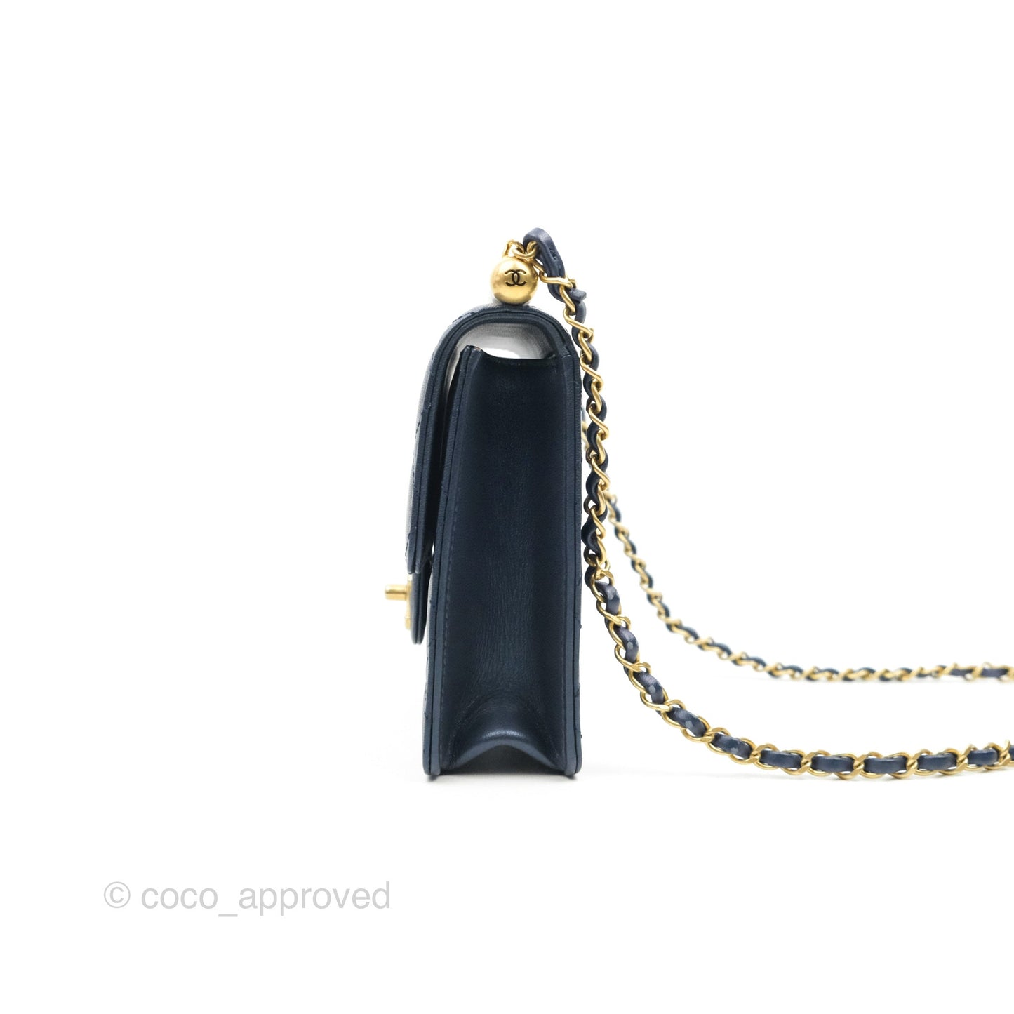 Chanel Quilted Chic Pearls Flap Iridescent Navy Lambskin Aged Gold Hardware