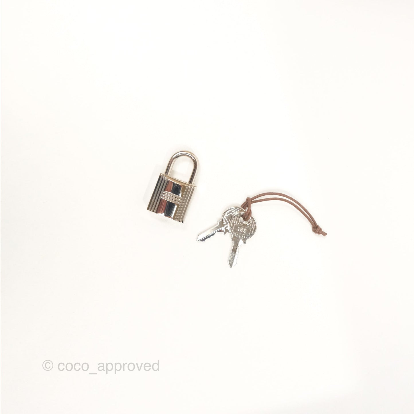 Hermès Picotin Lock 18 Nata I2 Taurillon Clemence Palladium Hardware