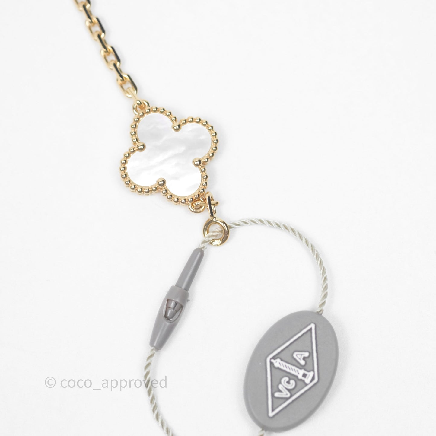 Van Cleef & Arpels Vintage Alhambra 5 Motifs White Mother-of-pearl Yellow Gold Bracelet