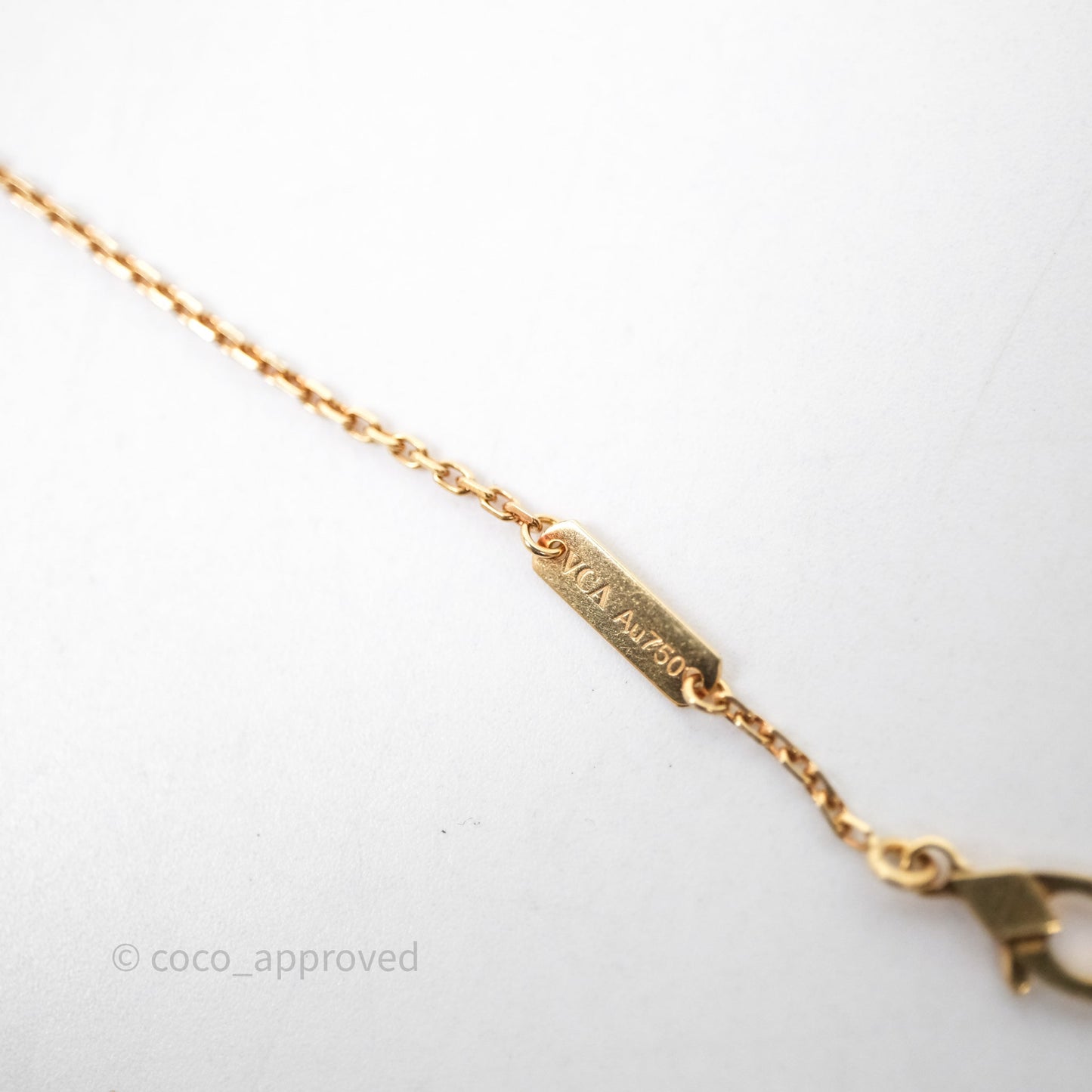 Van Cleef & Arpels Vintage Alhambra Pendant Necklace White Mother-of-pearl Yellow Gold