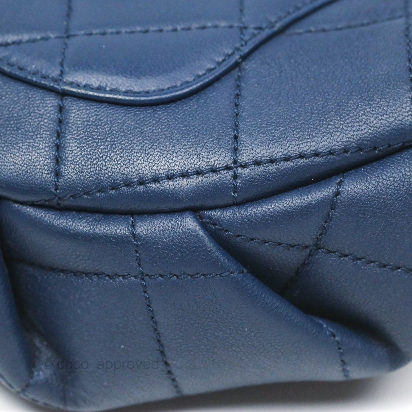 Chanel Resin Bi-Color Chain Belt Bag Navy Lambskin Gold Hardware