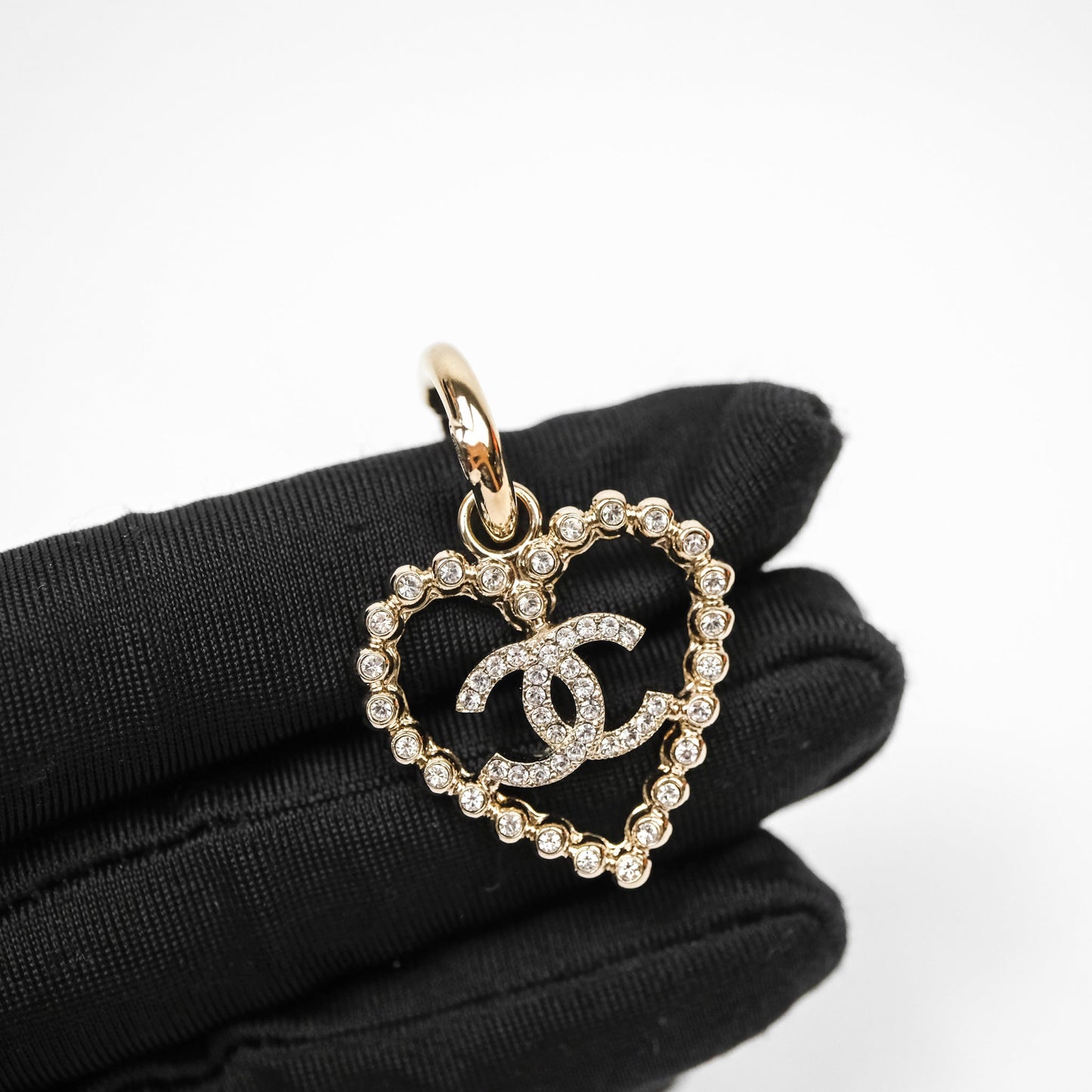 Chanel Crystals Round Heart Drop Earrings Gold Tone 25P