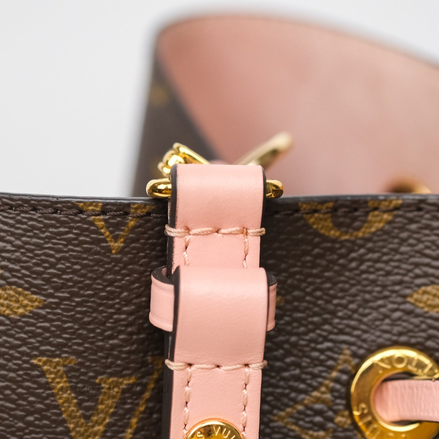 Louis Vuitton Neonoe MM Monogram Pink