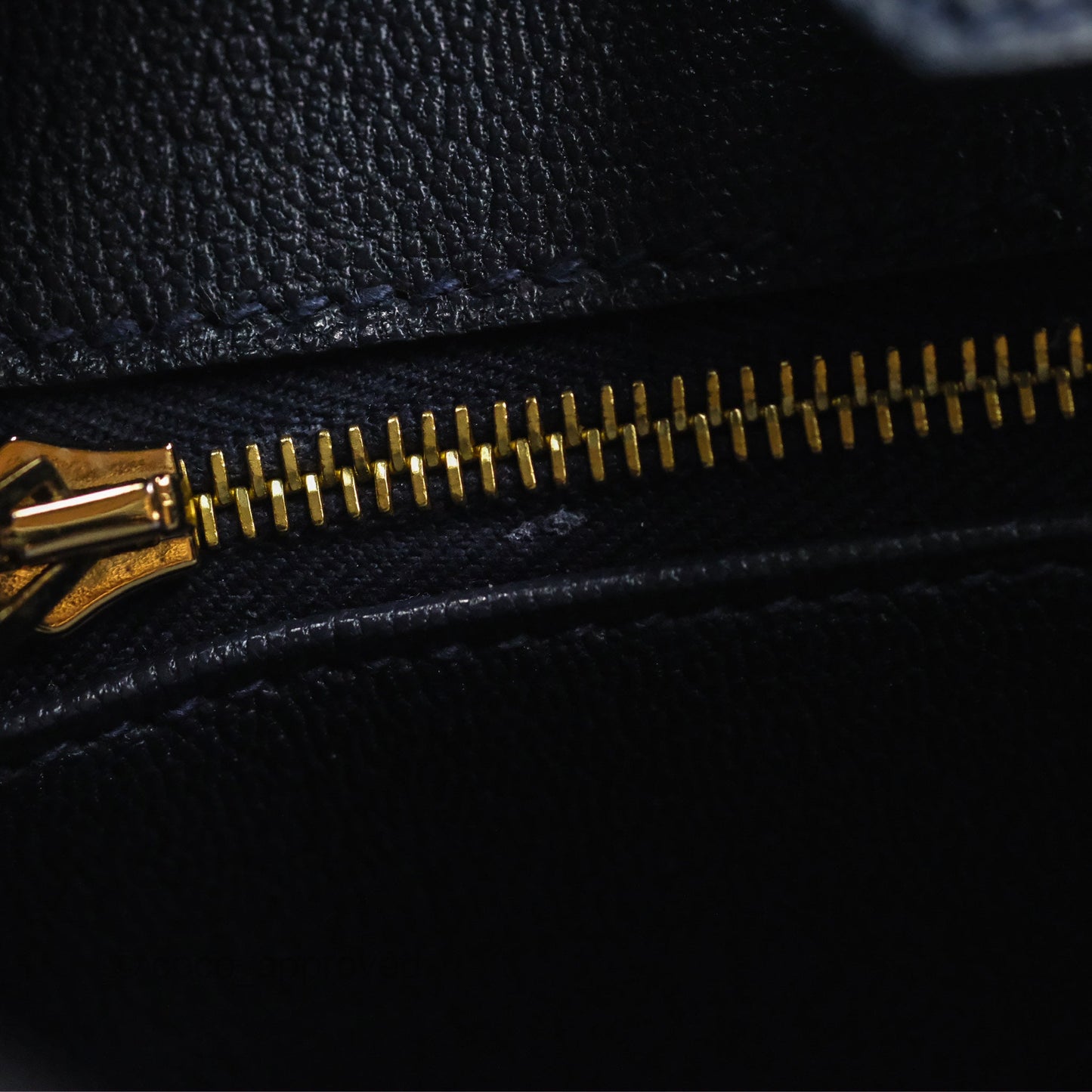 Hermès Birkin 25 Retourne Bleu Nuit 2Z Togo Gold Hardware