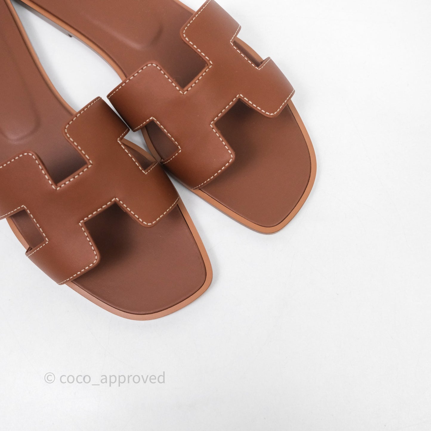 Hermès Oran Sandals Gold Size 38