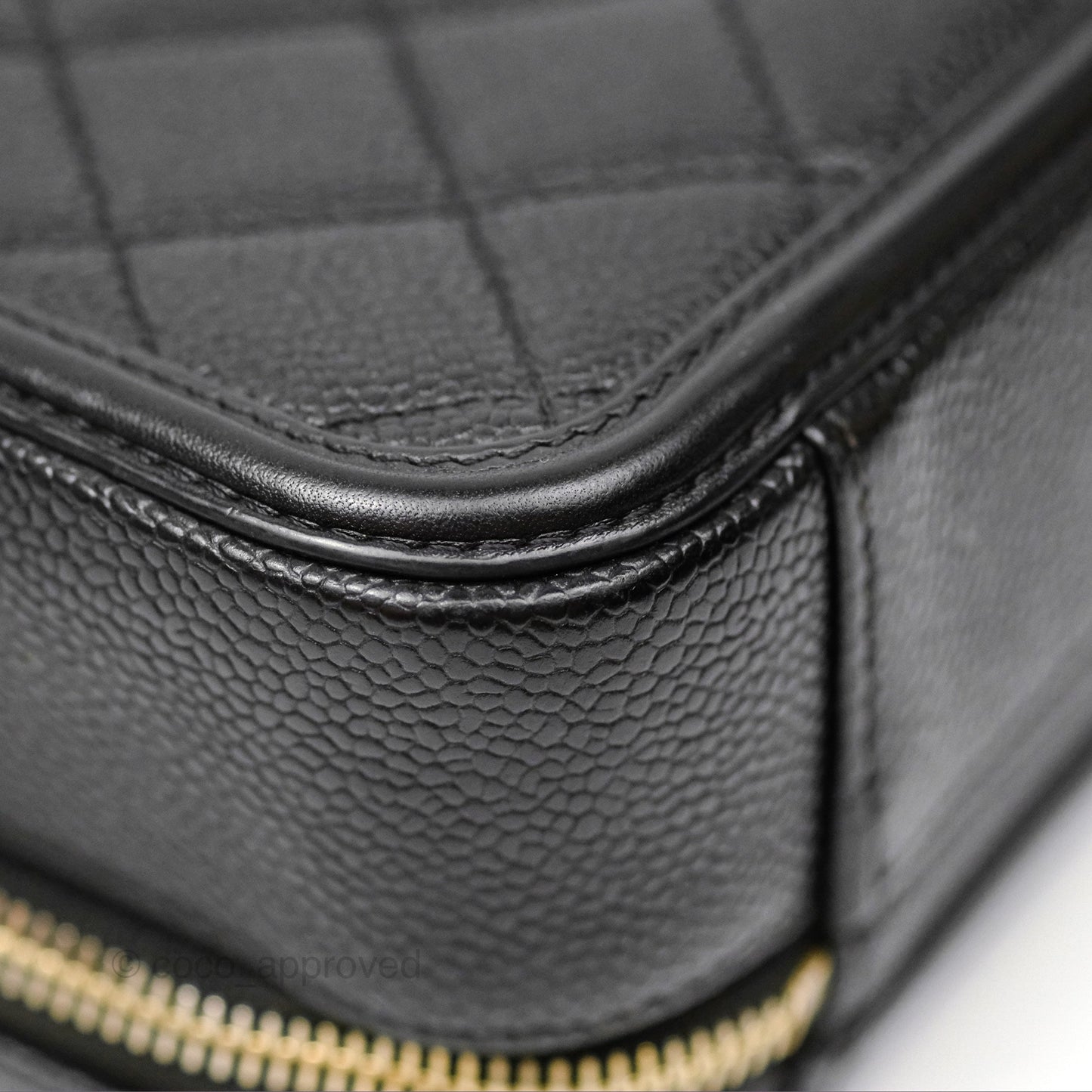 Chanel Quilted Medium CC Filigree Vanity Case Black Caviar Gold Hardware