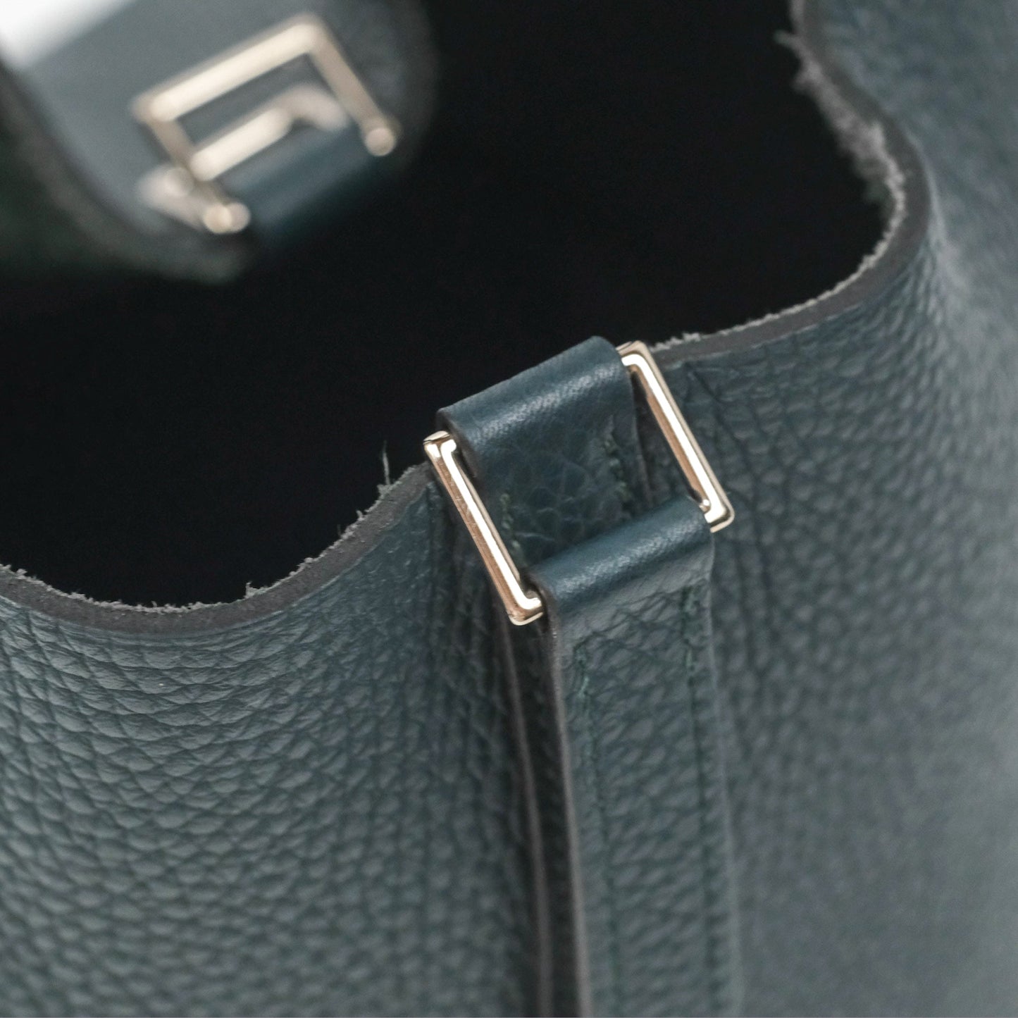 Hermès Picotin Lock 22 Vert Cypress 6O Clemence Palladium Hardware