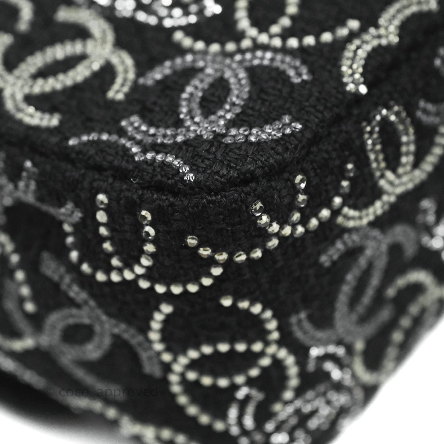 Chanel Jumbo Single Flap CC Pudong Strass