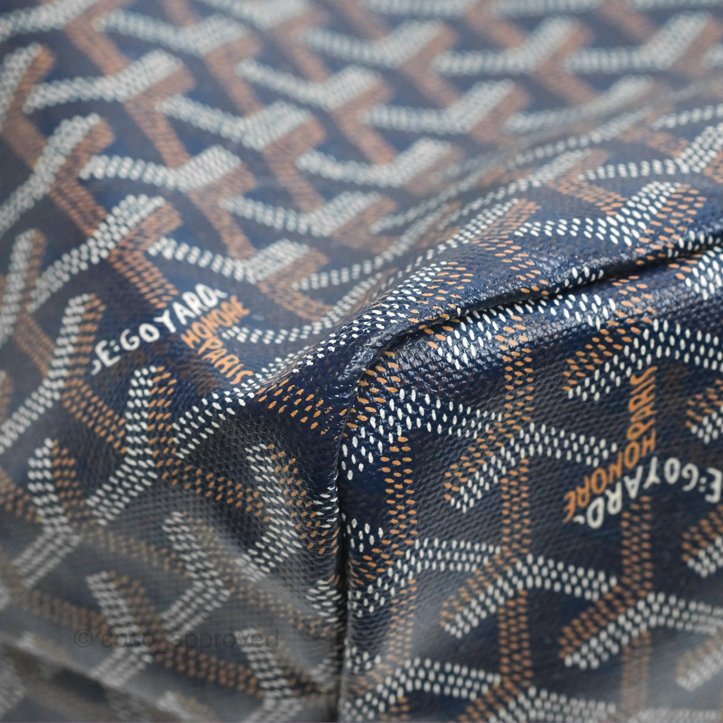 Goyard St Louis Tote PM ⁣⁣⁣⁣⁣⁣⁣⁣⁣⁣⁣⁣⁣⁣⁣⁣⁣⁣⁣⁣Navy