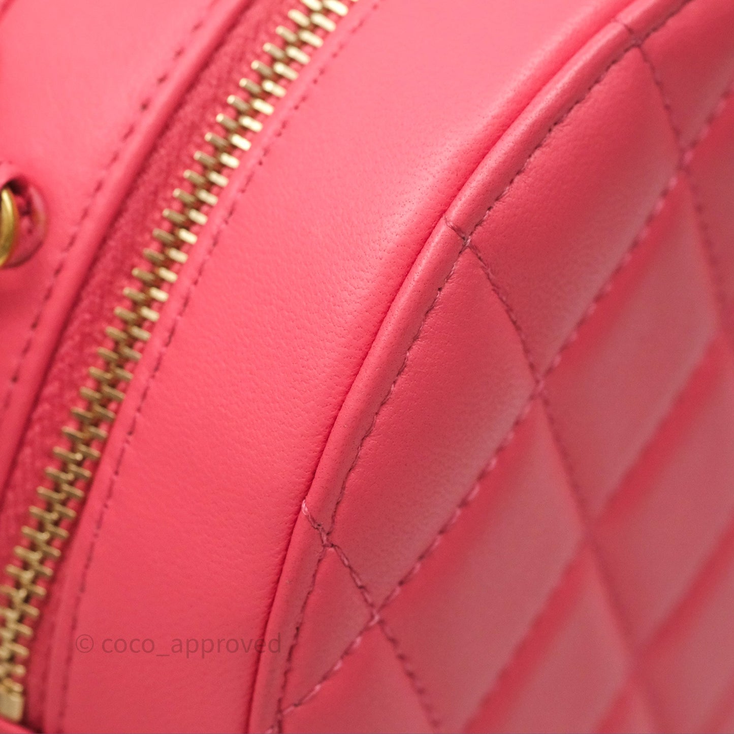 Chanel Quilted Pearl Crush Round Clutch With Chain Pink Lambskin Aged Gold Hardware