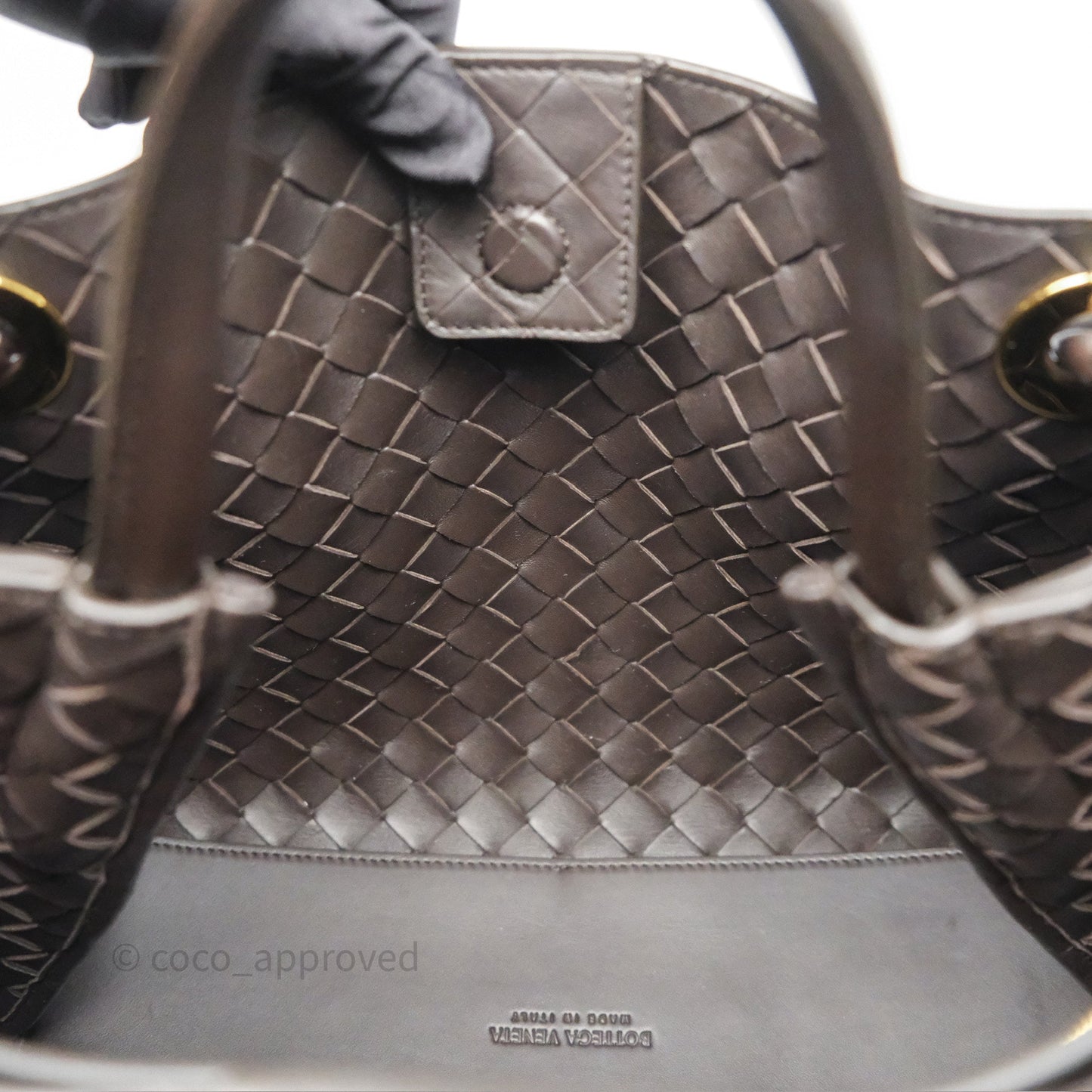 Bottega Veneta Medium Andiamo Bag Fondant Brown Intrecciato Lambskin