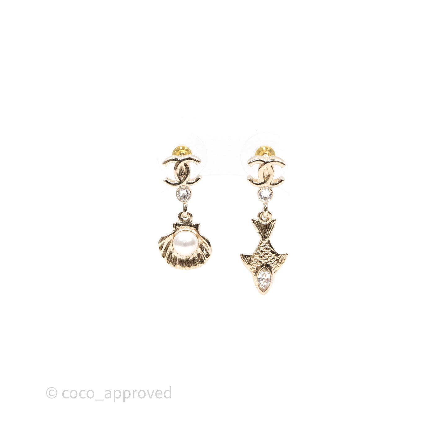 Chanel CC Crystals Shell Fish Drop Earrings Gold Tone 25C