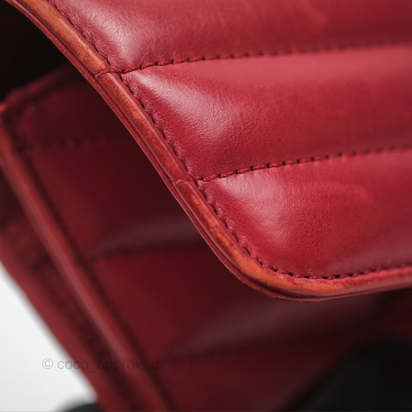 Chanel Chevron Shoulder Bag Red Calfskin Aged Gold Hardware