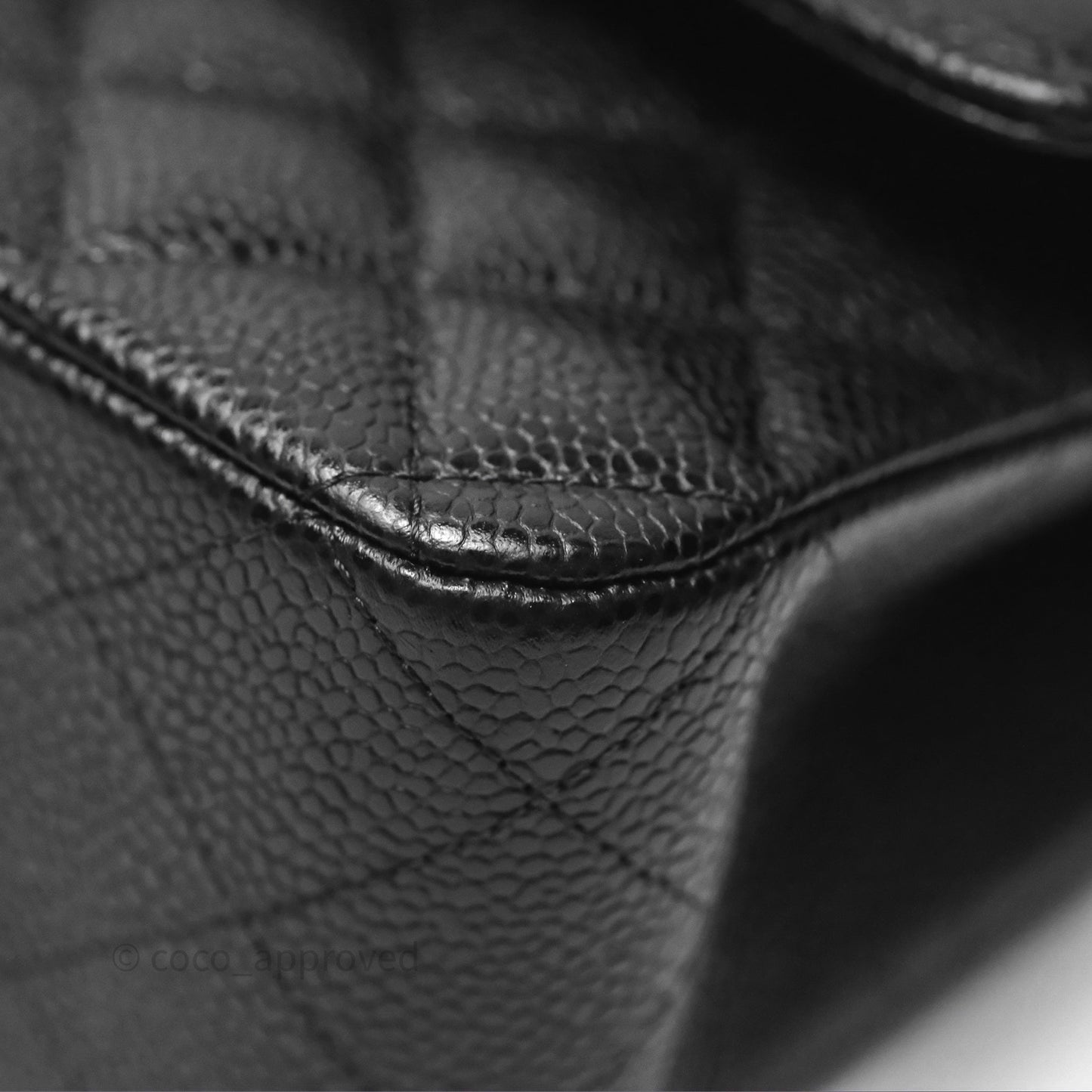 Chanel Classic M/L Medium Flap Quilted Black Caviar Gold Hardware