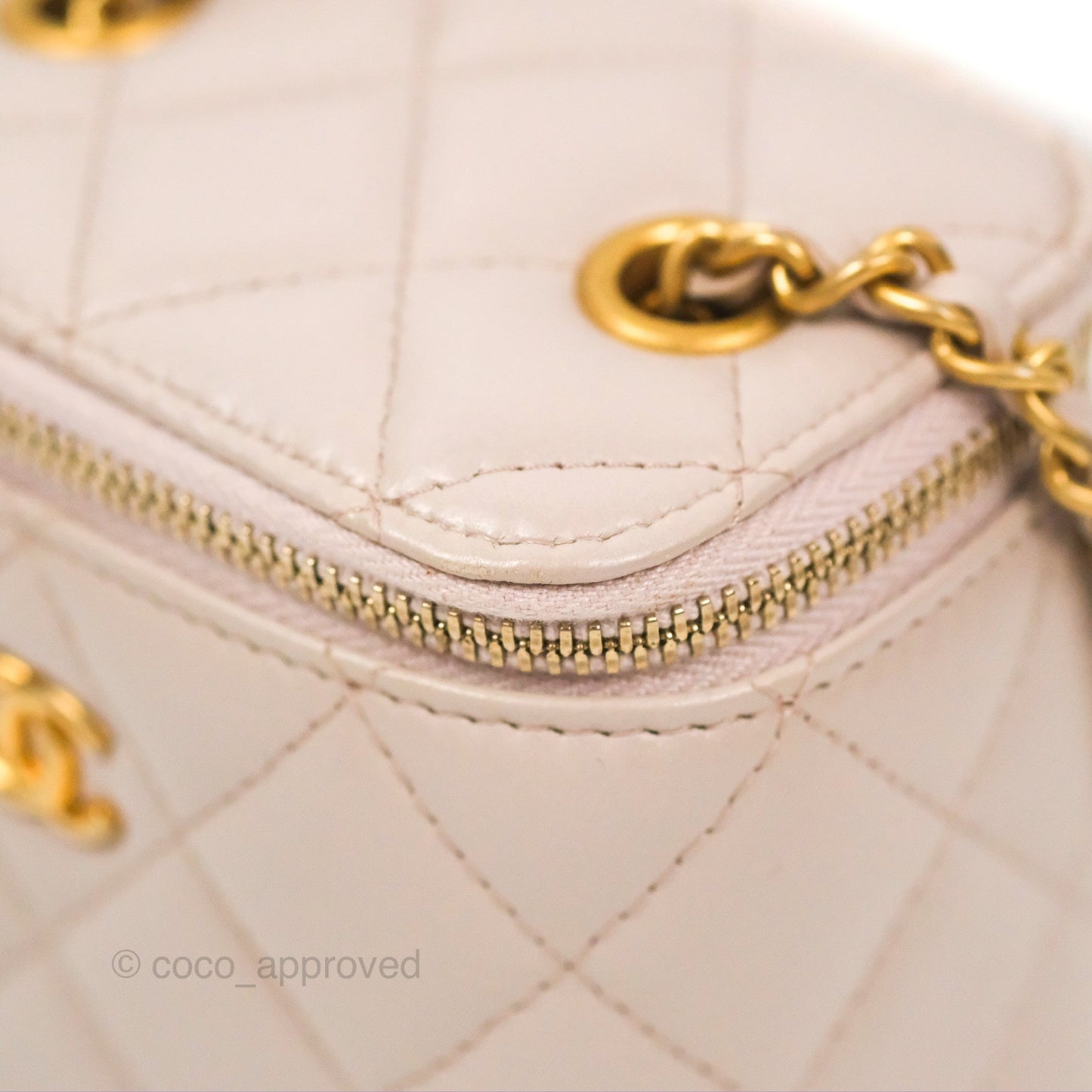 Chanel Classic Pearl Crush Mini Vanity With Chain Lilac Pink Lambskin Aged Gold Hardware