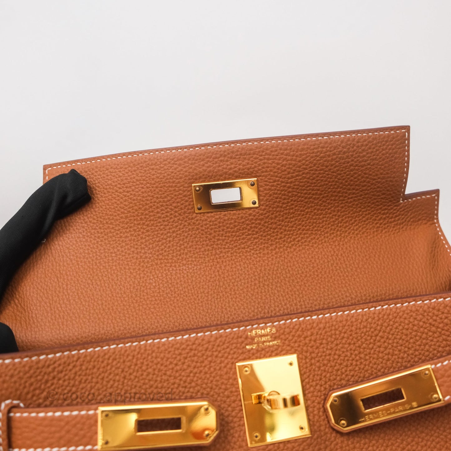 Hermes Kelly 28 Gold Togo Gold Hardware