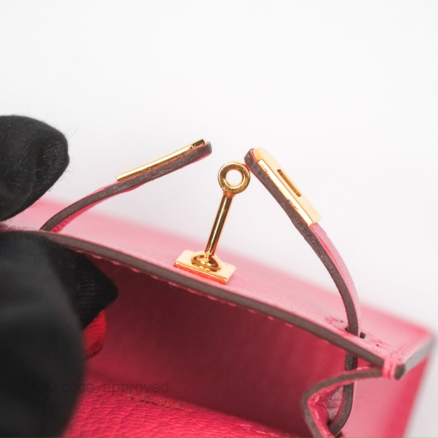 Hermès Kelly Twilly Around Bag Charm Pink Tadelakt Gold Hardware
