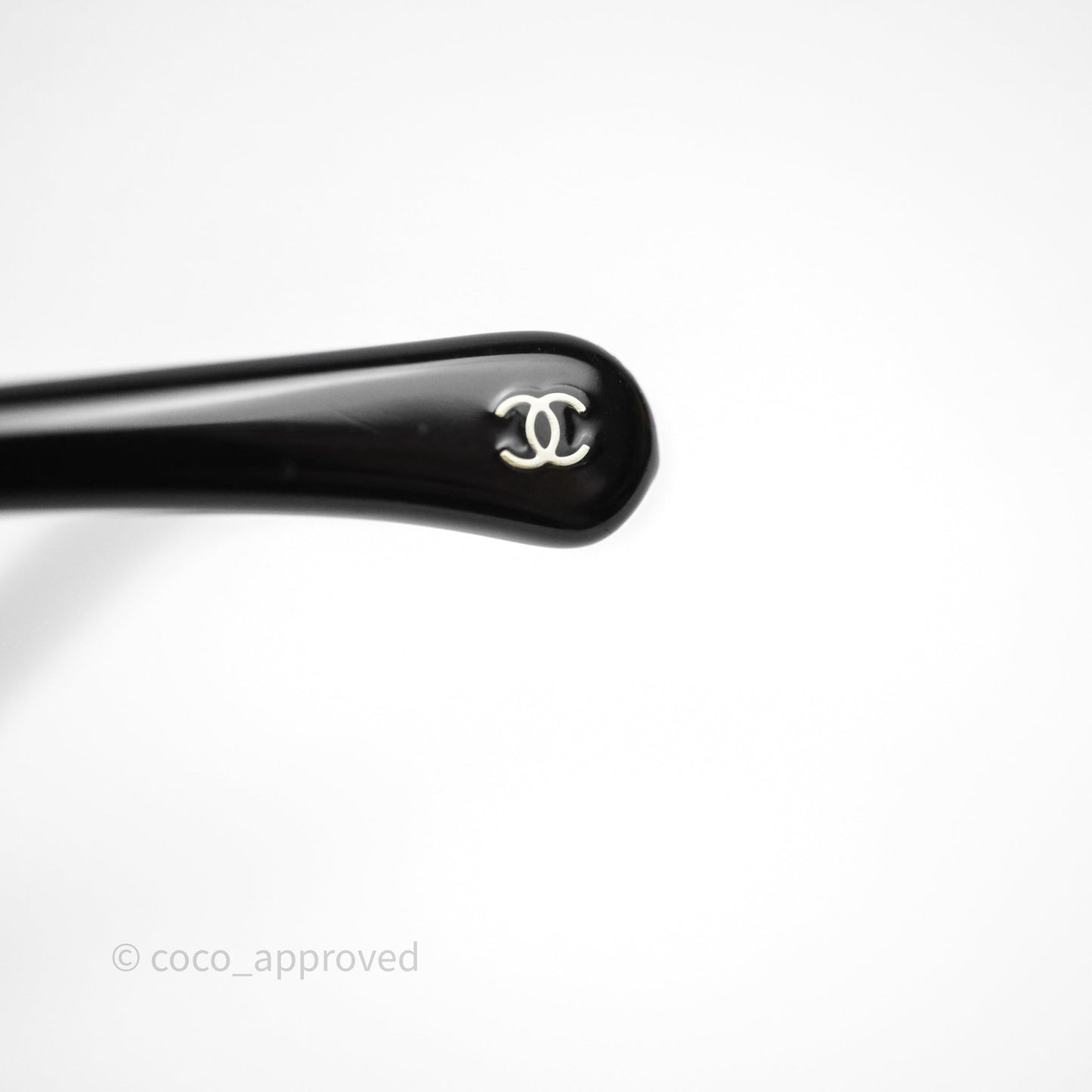 Chanel Round Sunglasses With Chain Black