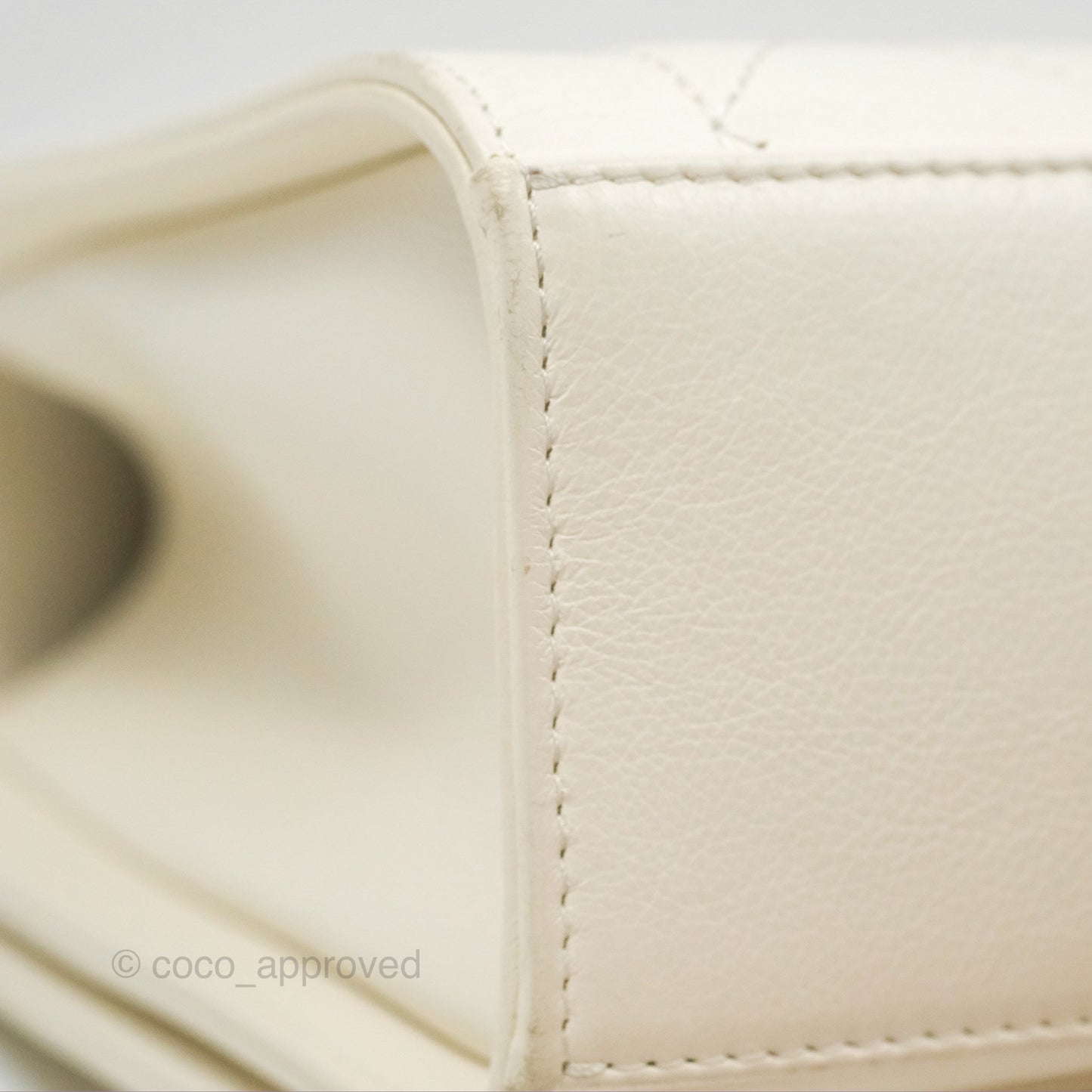 Chanel Quilted Label Click Flap Bag White Grained Calfskin Gold Hardware